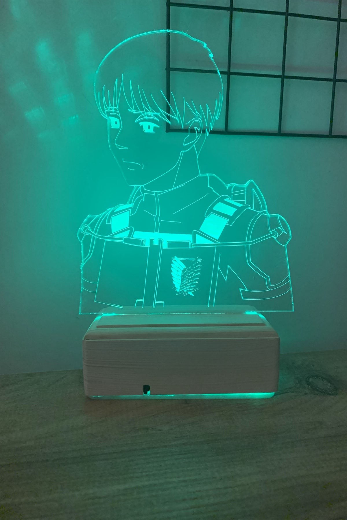 Attack on Titan Armin 16 Renk Gece Lambası