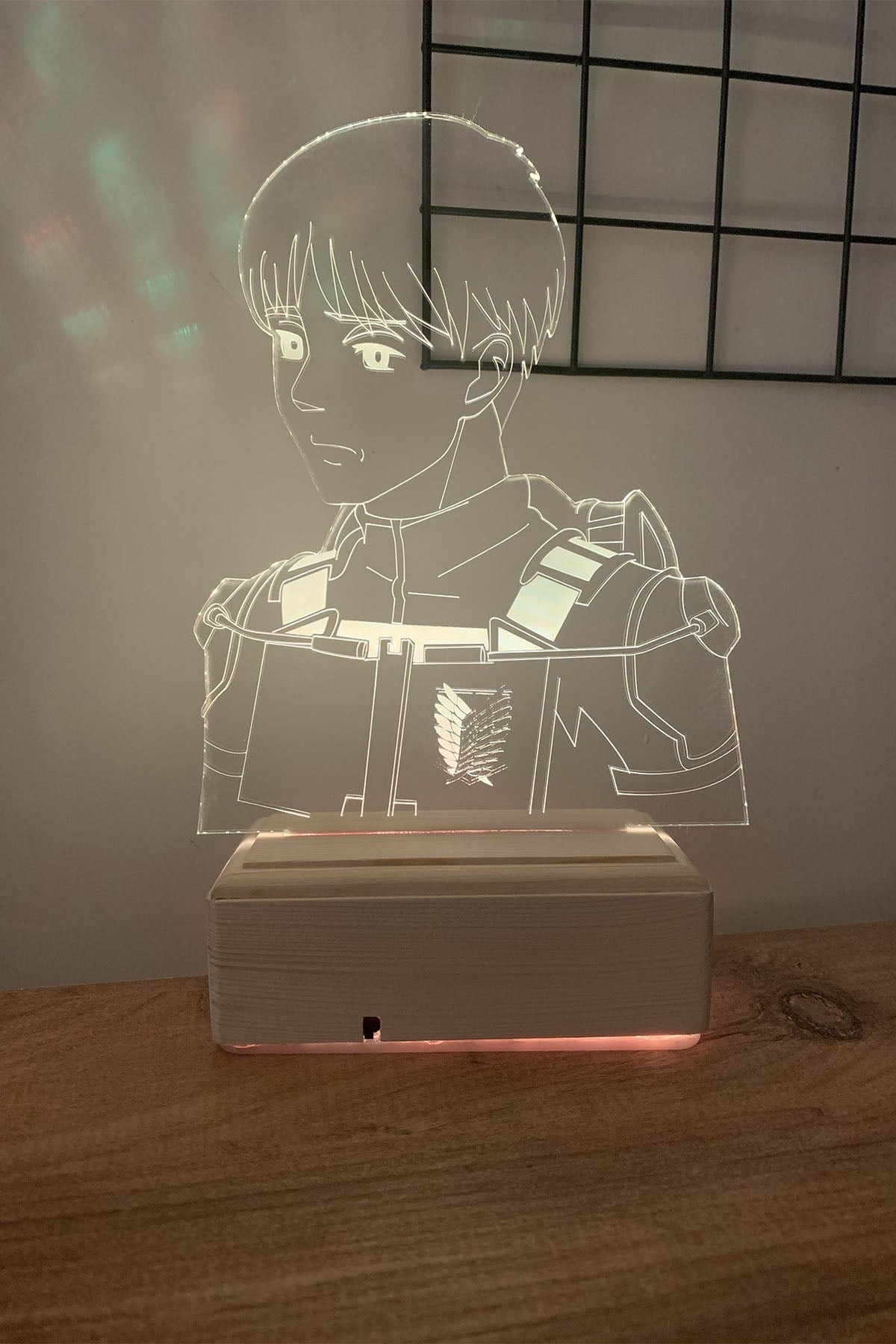 Attack on Titan Armin 16 Renk Gece Lambası
