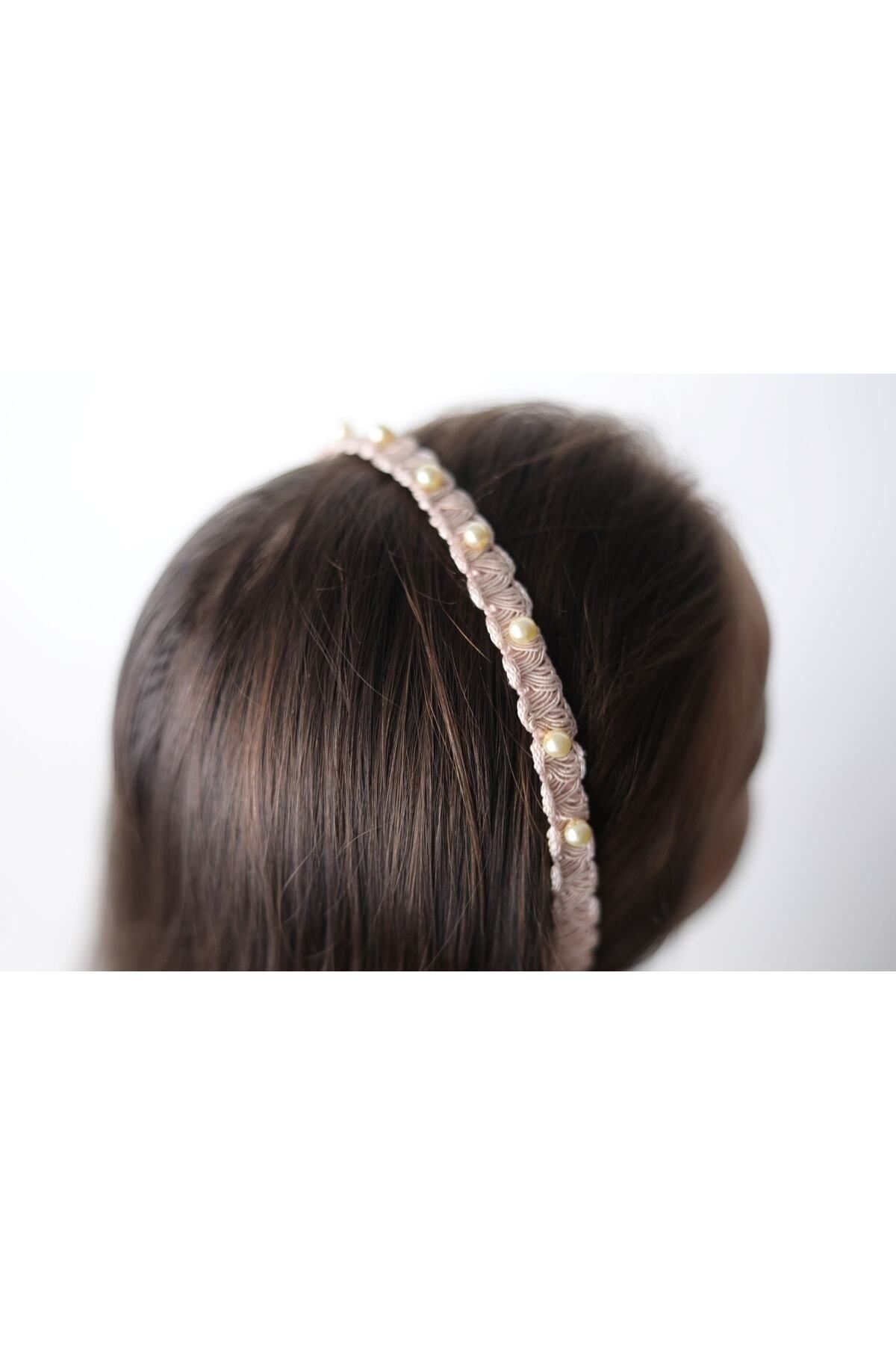 Maise (Special Design Hair Accessory)