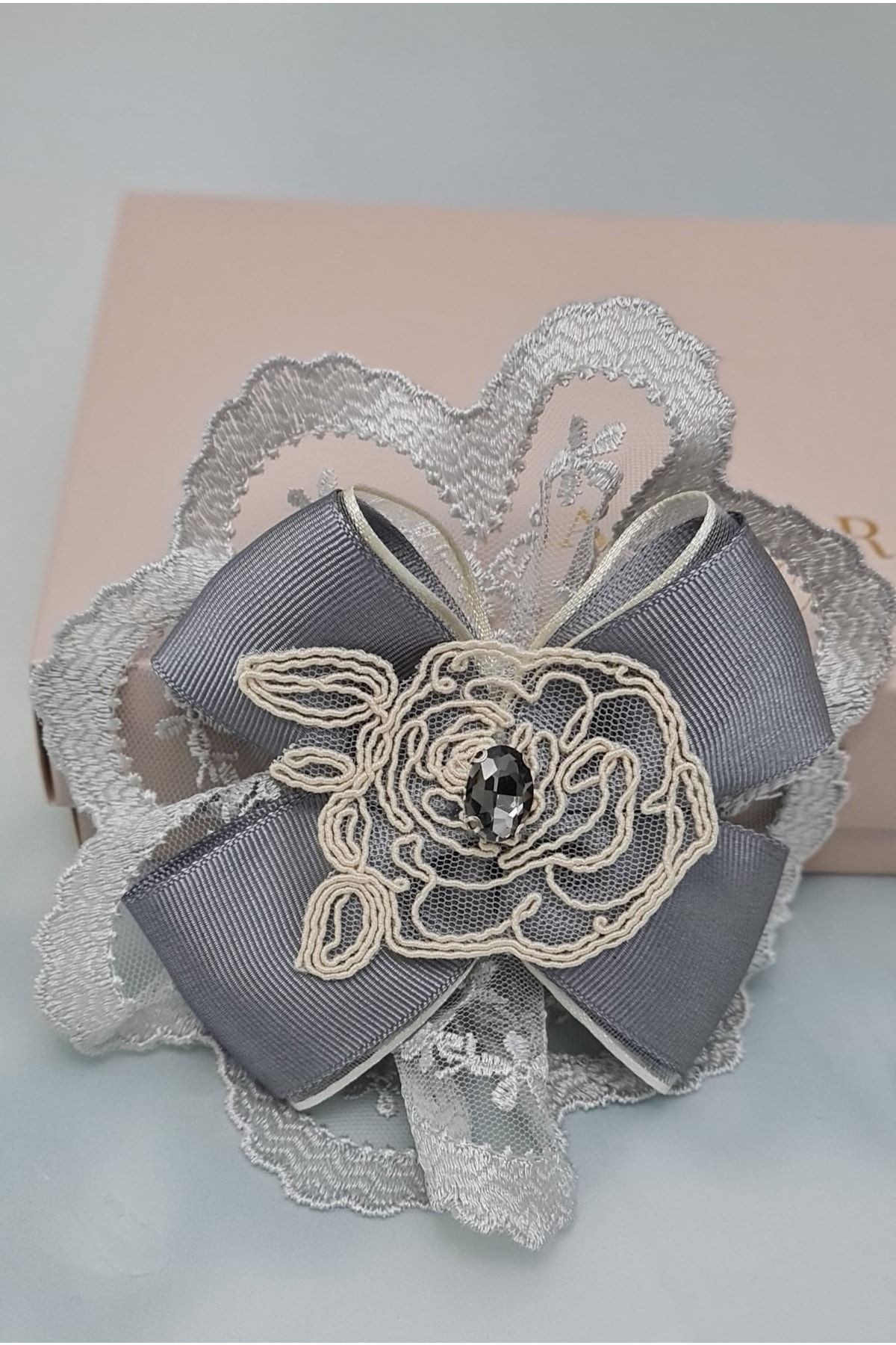 Delicate Buckle (SPECIALLY DESIGN HAIR ACCESSORY)