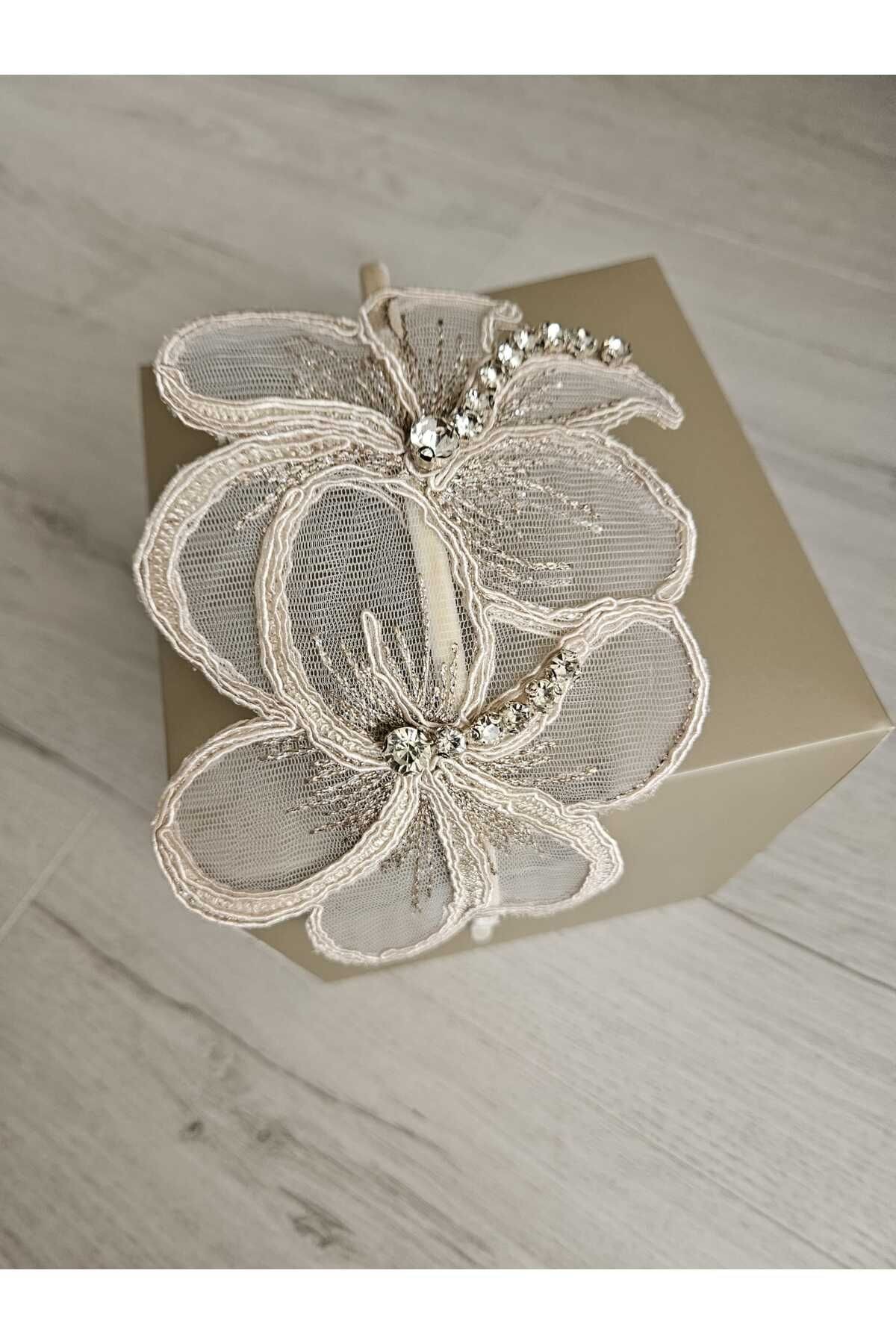 FÜREYYA TAÇ (Special Design Hair Accessory)