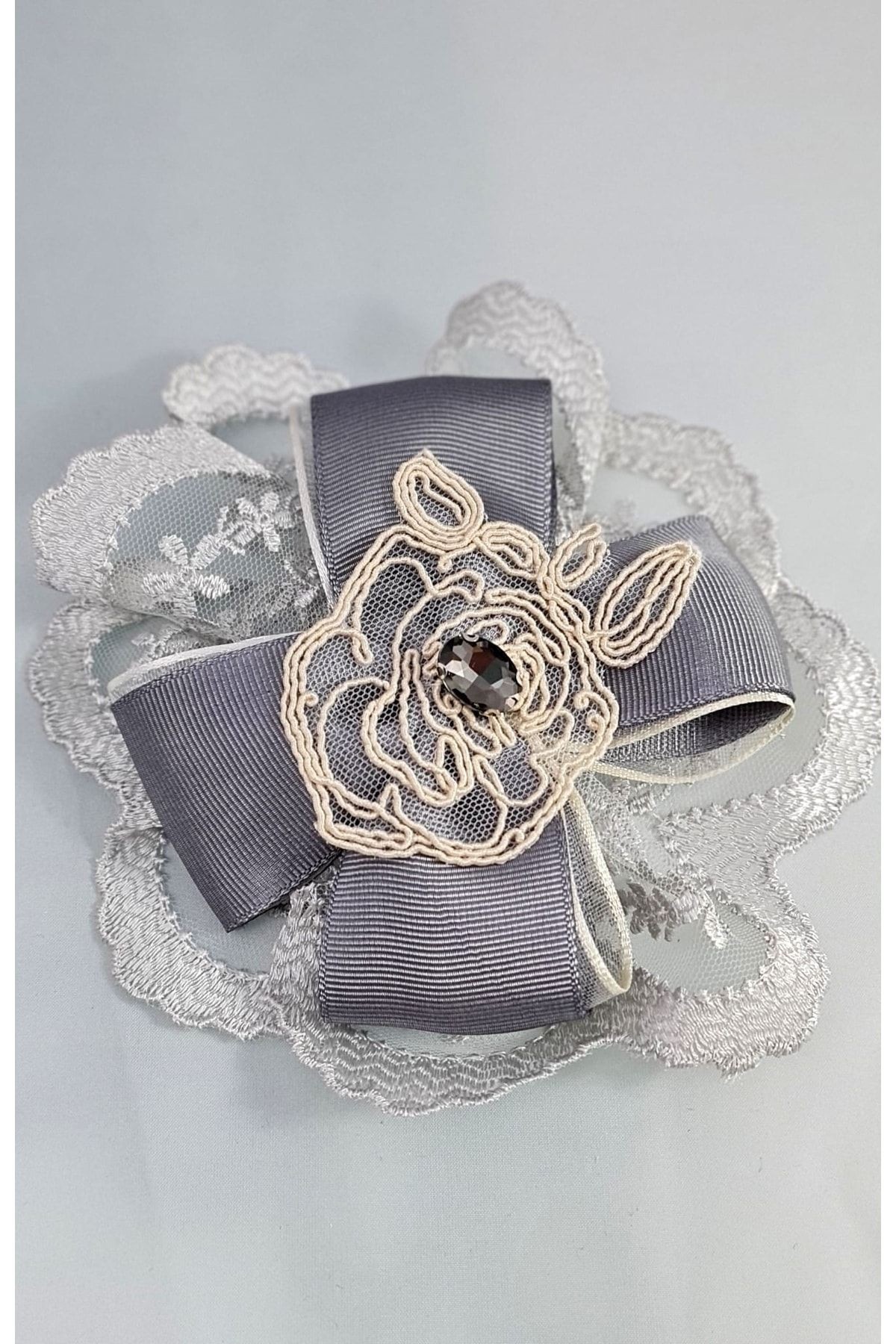 Delicate Buckle (SPECIALLY DESIGN HAIR ACCESSORY)