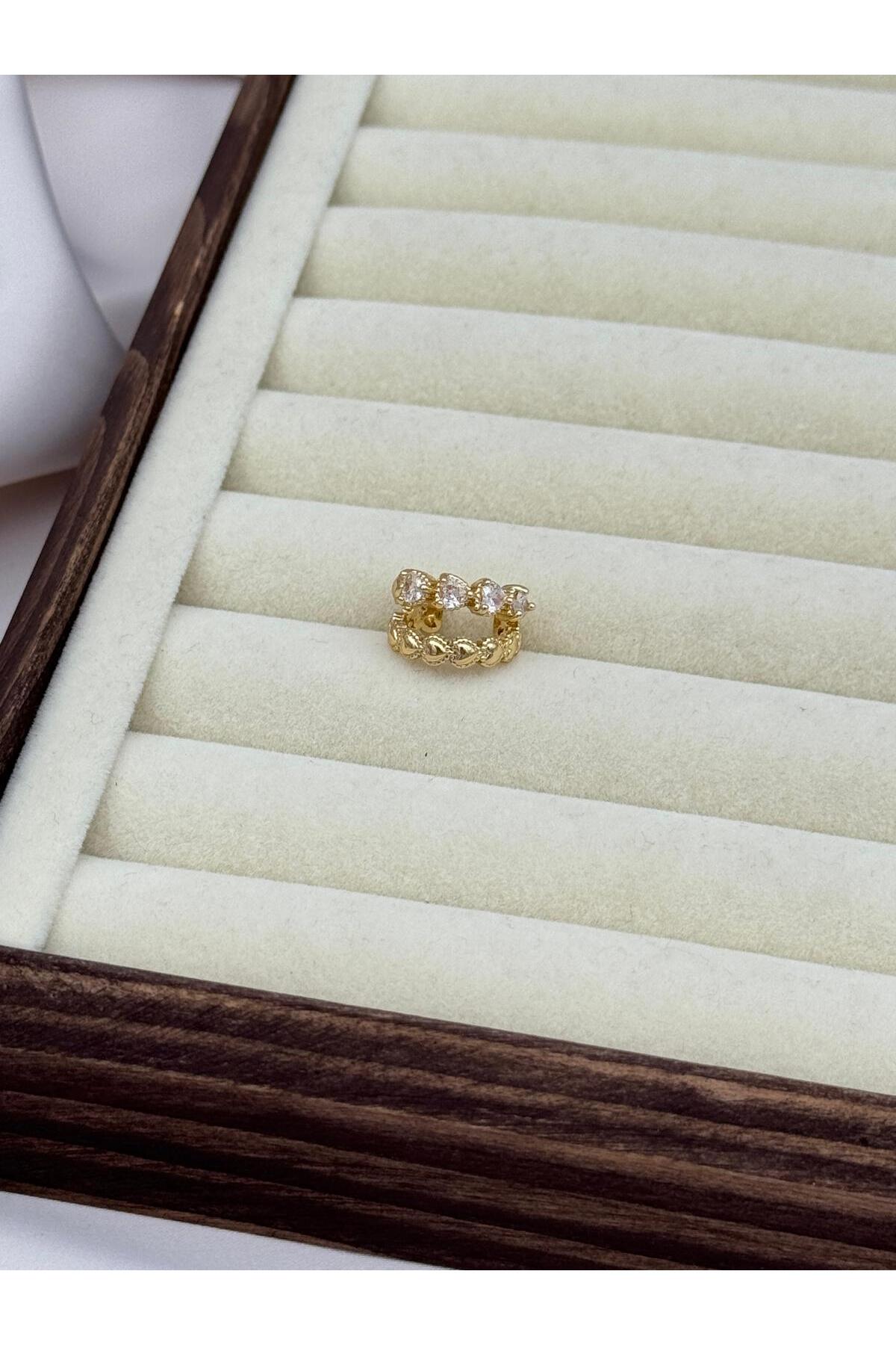 Gold Renk Kalp Form Zirkon Taşlı Kabartmalı Ayarlanabilir Earcuff