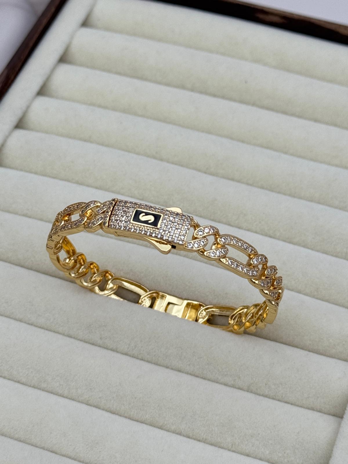 Gold Renk S Detaylı Zirkon Taşlı VIP Kelepçe Gurmet Bileklik