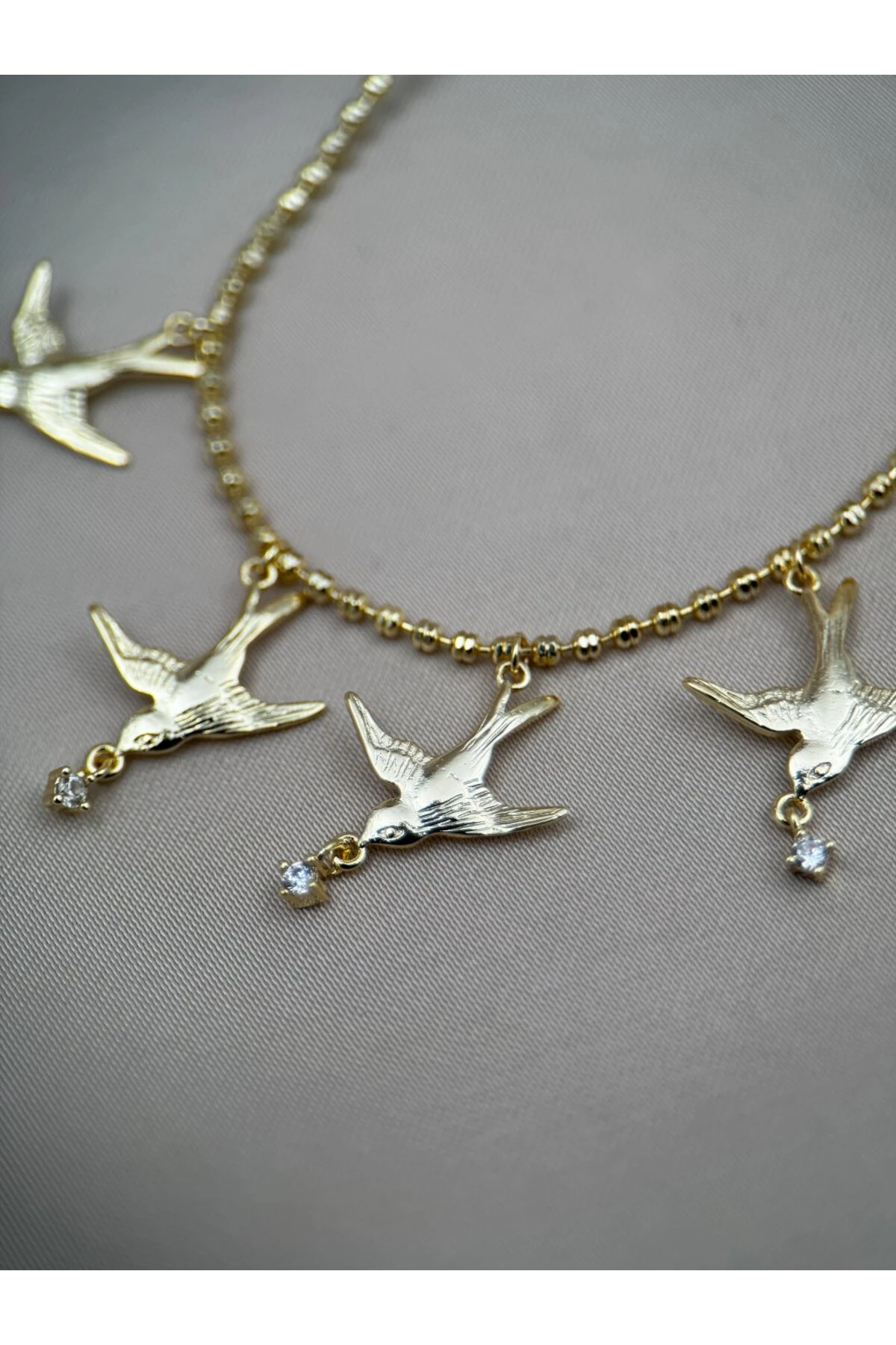 Kuş Figürlü Zirkon Taş Detaylı Gold Renk 40+5CM Ayarlanabilir Kararmaz Kolye