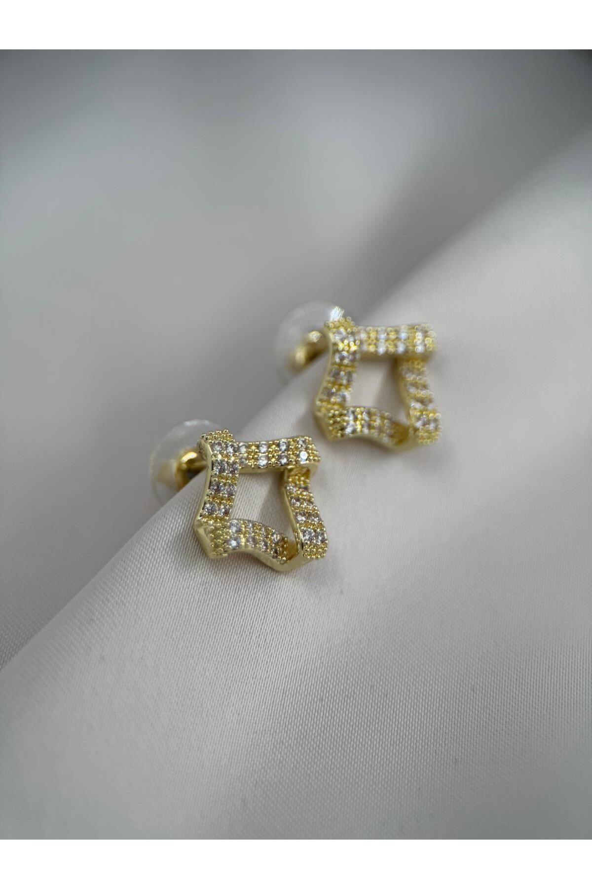 VIP Kare Form Gold Renk Zirkon Taşlı Çelik Küpe