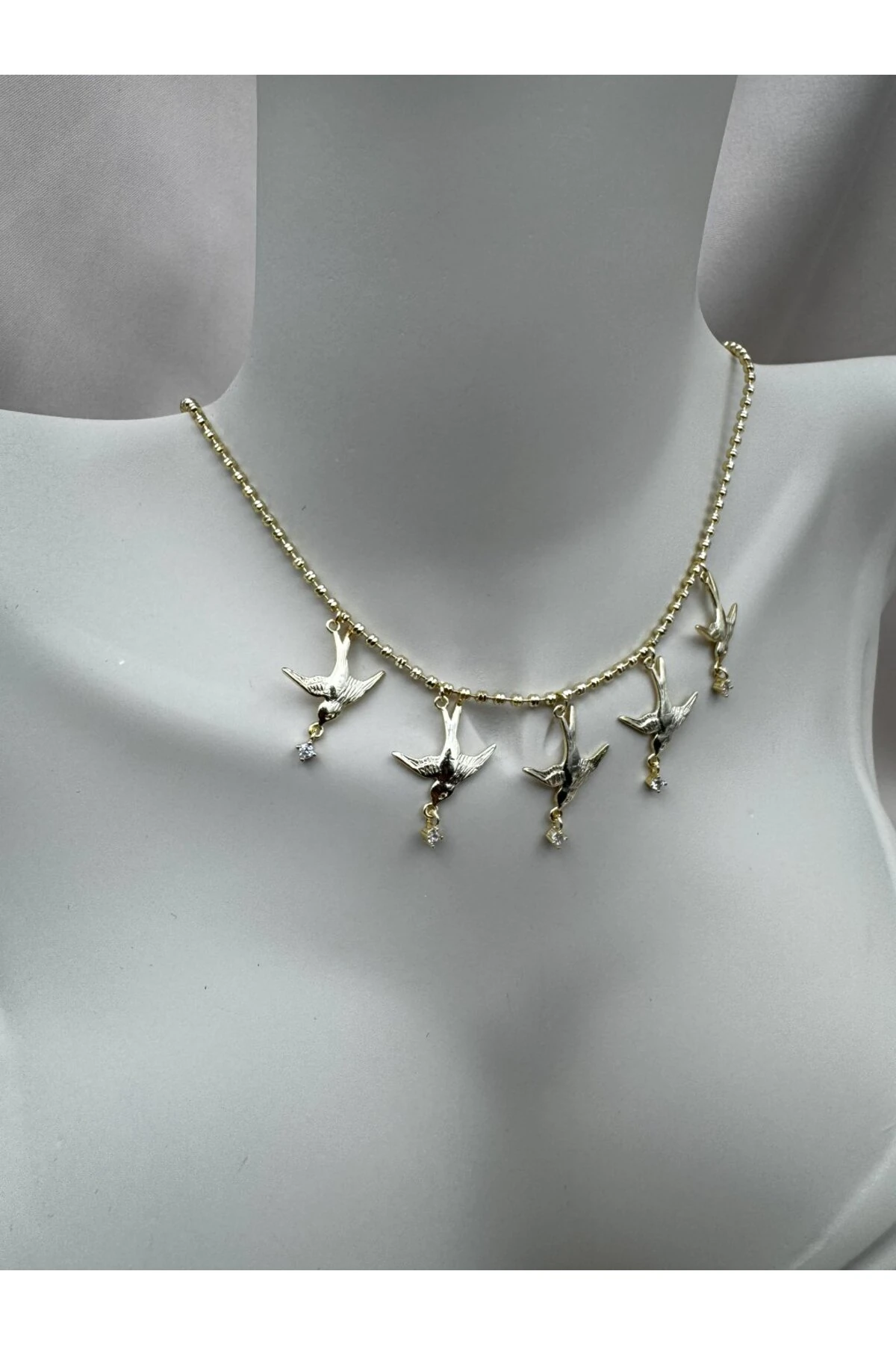 Kuş Figürlü Zirkon Taş Detaylı Gold Renk 40+5CM Ayarlanabilir Kararmaz Kolye
