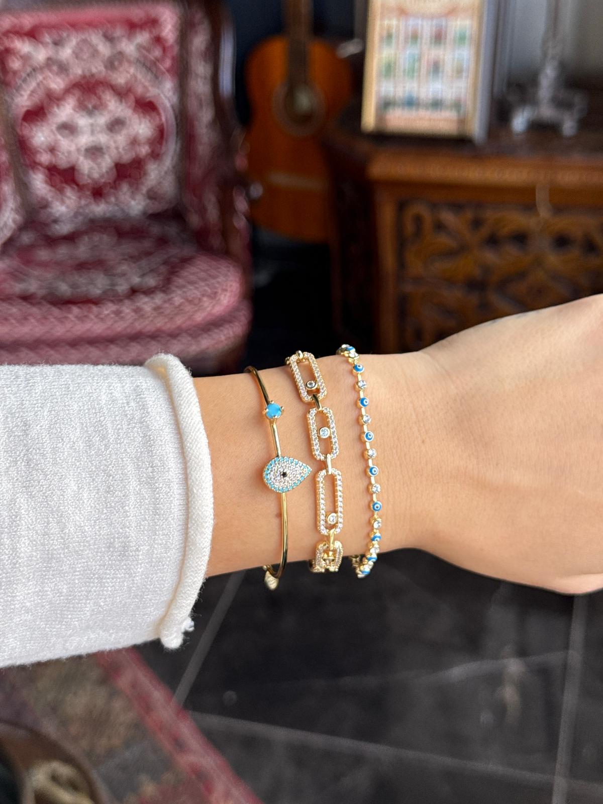 Turkuaz Nazar Detaylı Kelepçe Bileklik + Taşlı Oval Zincir Bileklik + Turkuaz Mini Taşlı Nazar Bileklik Üçlü Kombin