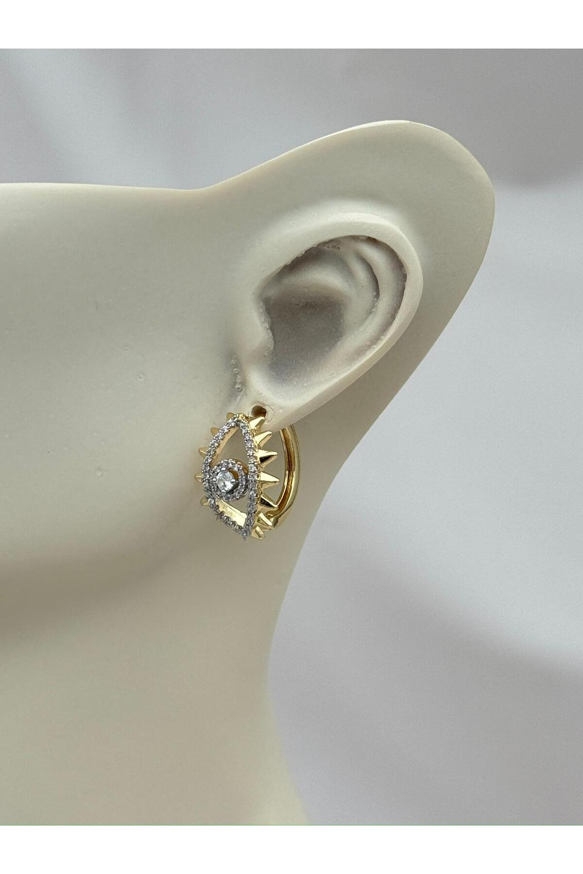 Gold Renk Sivri Uç Detaylı Göz Form Zirkon Taşlı Halka Küpe