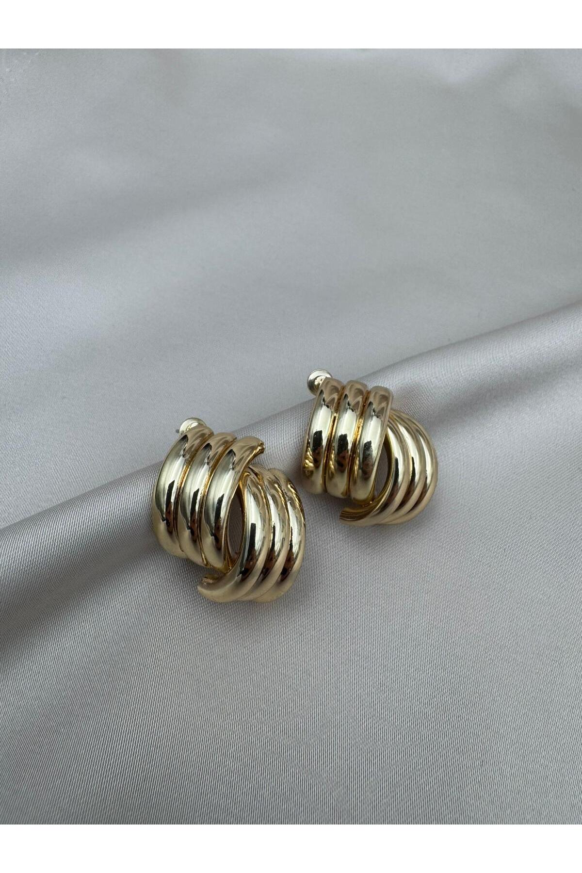 Gold Renk Bombeli Sarmal Küpe