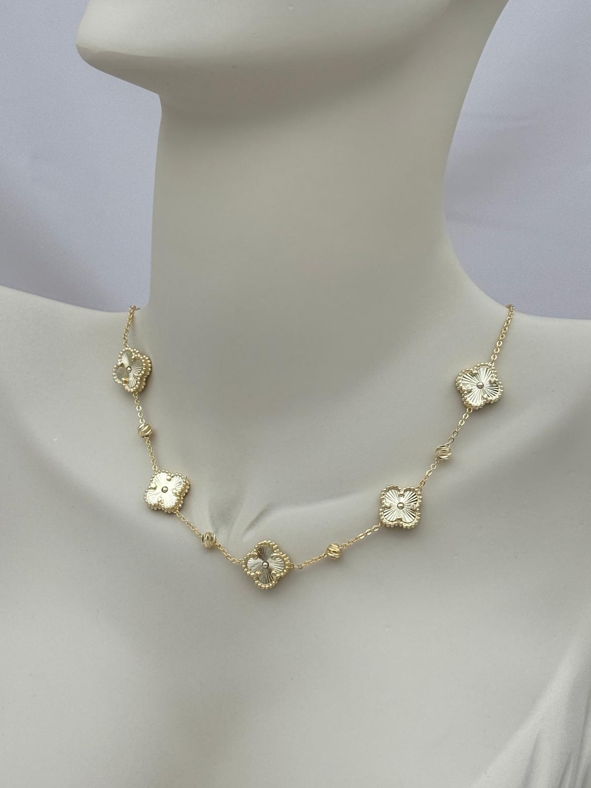 Gold Dört Yapraklı Yonca Figürlü 45+5 cm Ayarlanabilir Zarif Kolye