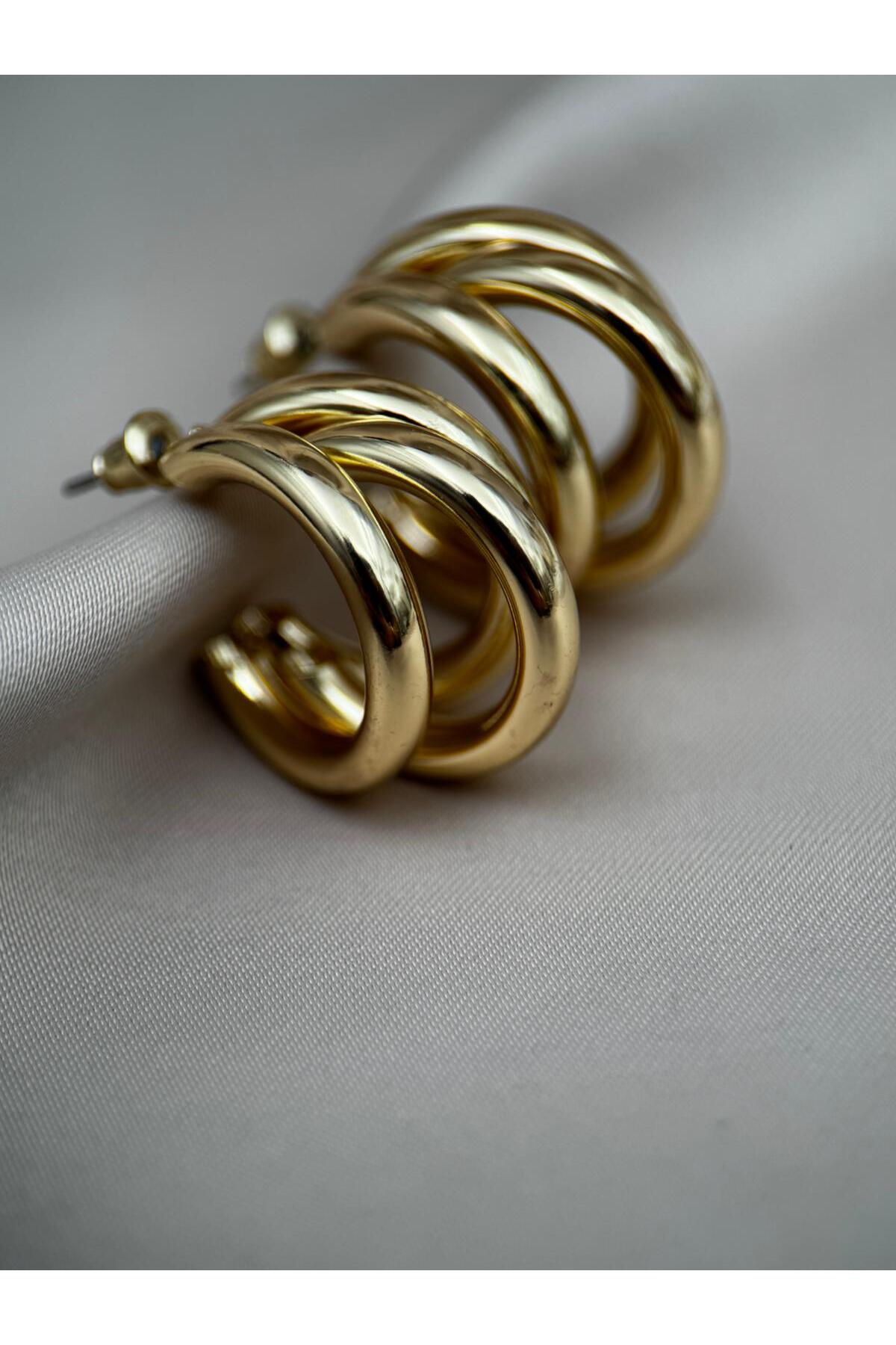 Üç Halkalı Bombeli Gold Renk Küpe