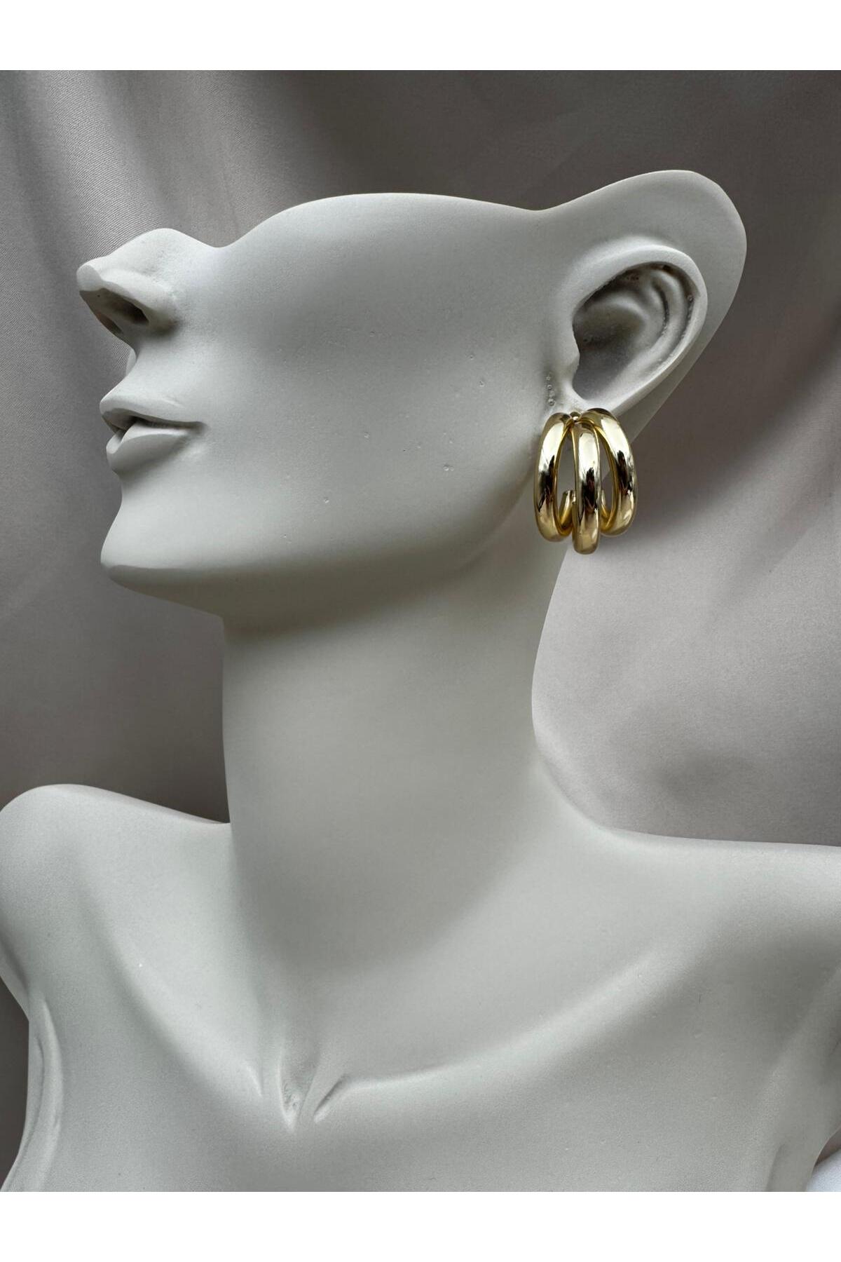 Üç Halkalı Bombeli Gold Renk Küpe