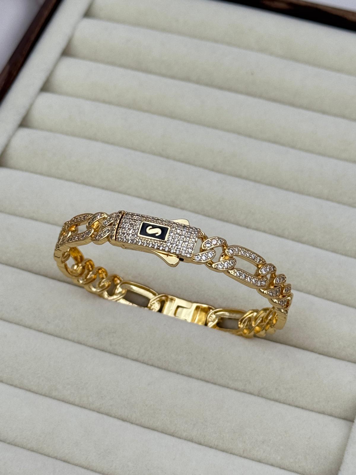 Gold Renk S Detaylı Zirkon Taşlı VIP Kelepçe Gurmet Bileklik