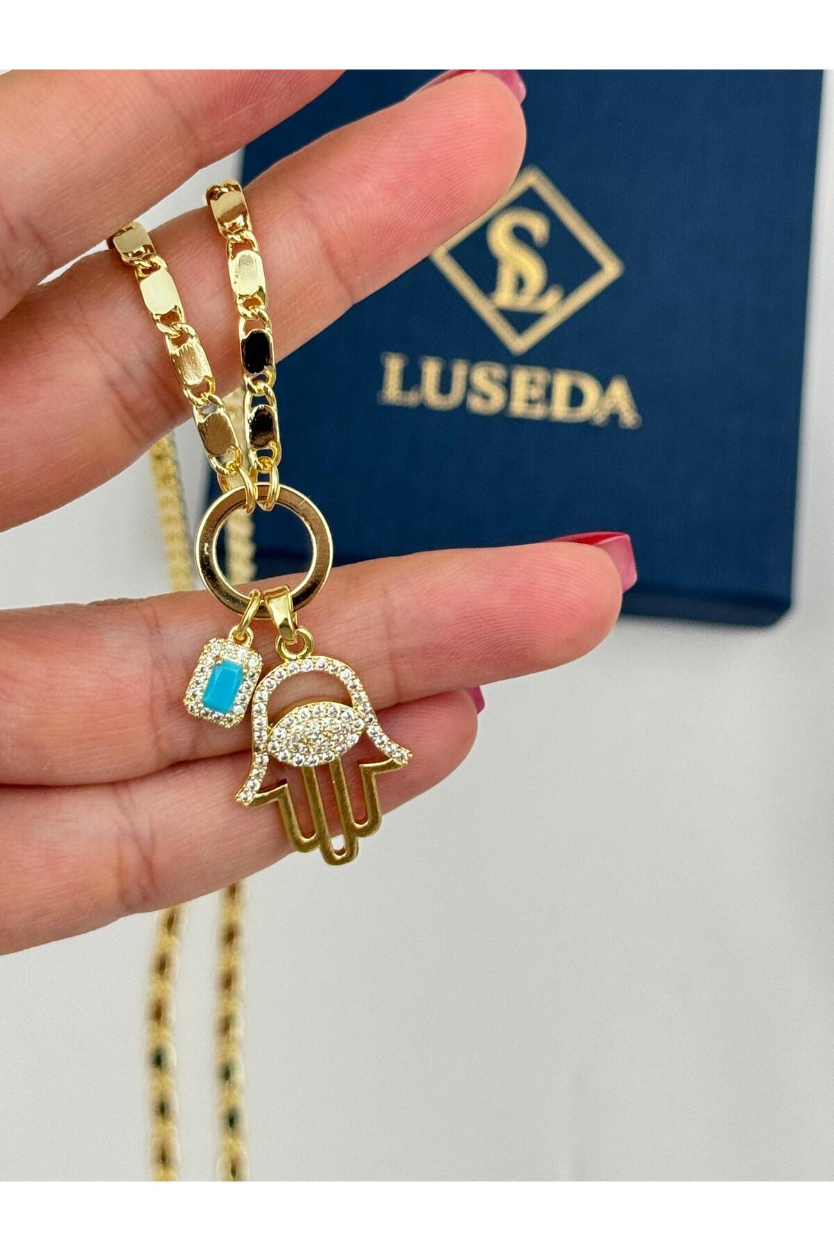 Fatma Ana Eli ve Turkuaz Taş Detaylı Gold Zincir 70+5 cm Ayarlanabilir VIP Kadın Kolye