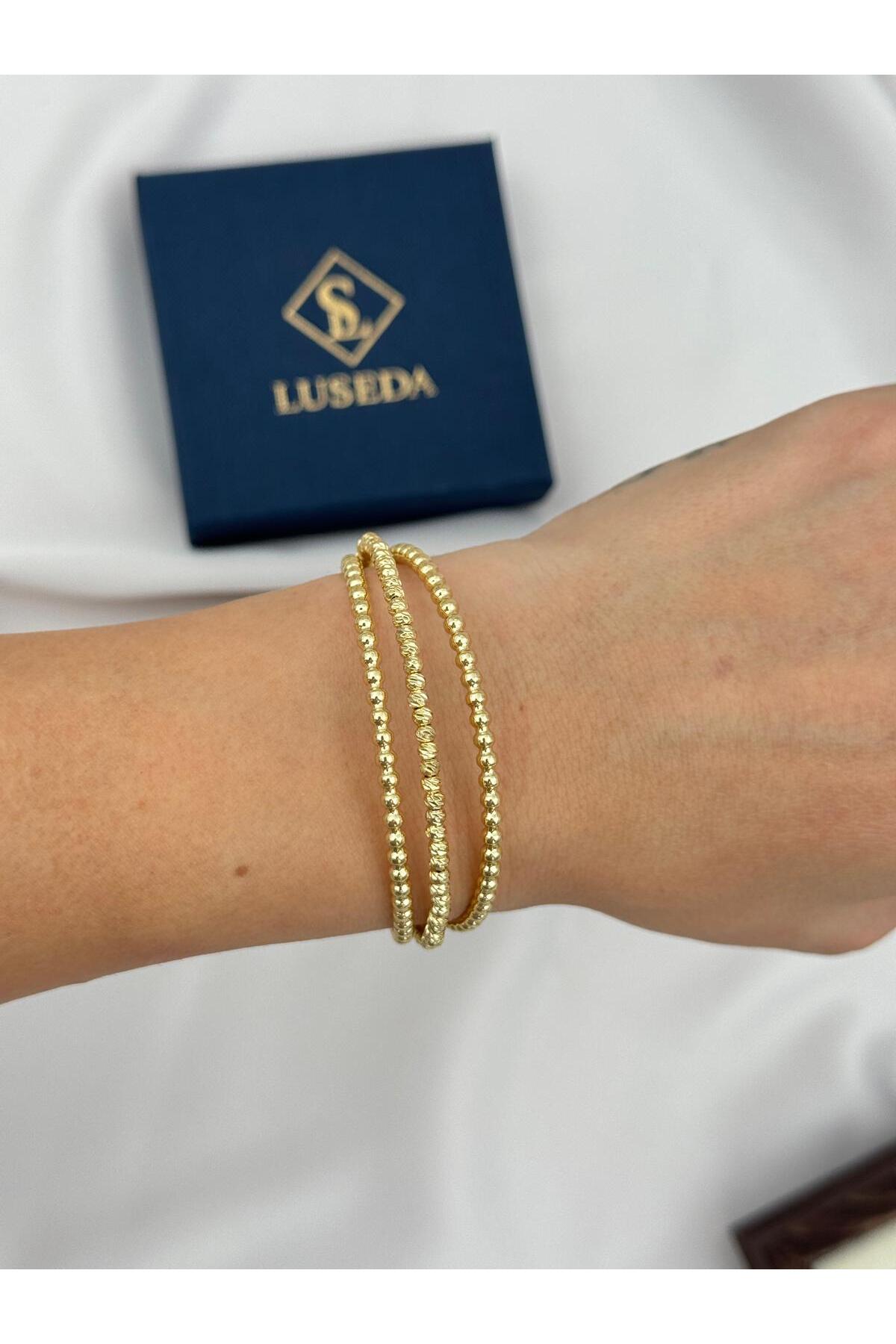 VIP Üç Sıra Dorika Top Detaylı Ayarlanabilir Kelepçe Bileklik