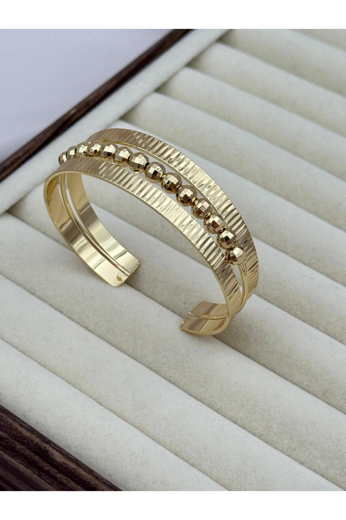 VIP Kabartma Desenli Top Detaylı Geniş Ayarlanabilir Kelepçe Bileklik