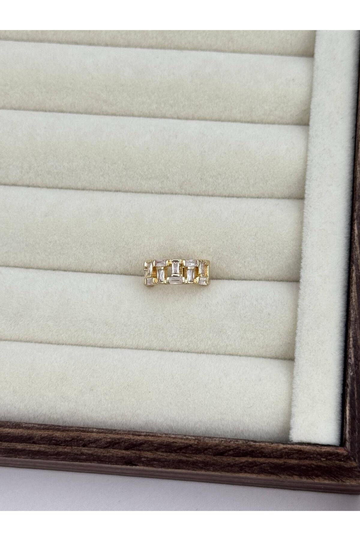 Gold Renk Baget Taşlı Ayarlanabilir Earcuff