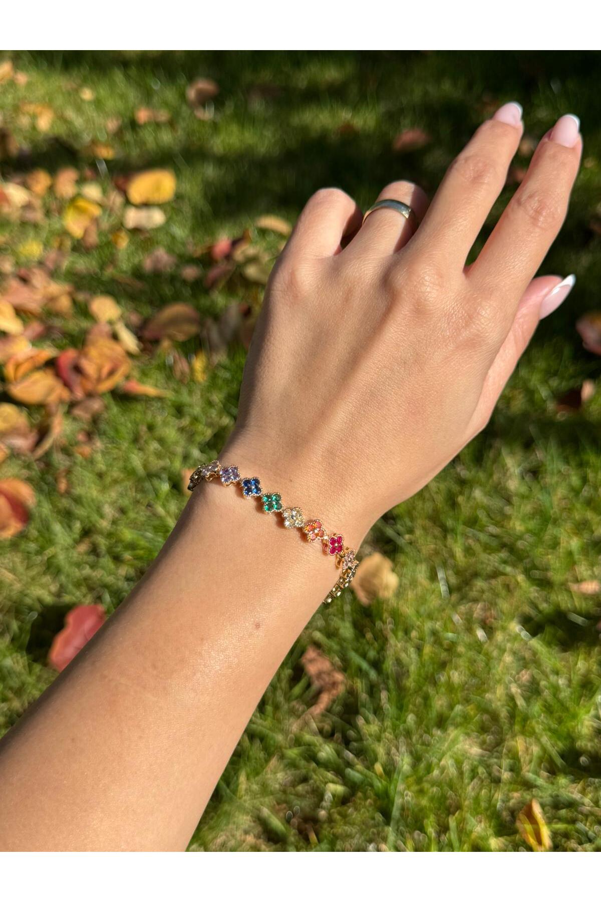 Renkli Taşlı Yonca Model Kararmaz 17CM Gold Renk VİP Bileklik