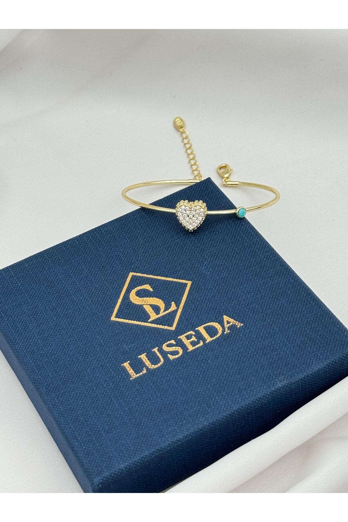 VIP Kalp ve Turkuaz Taş Detaylı Ayarlanabilir Bileklik