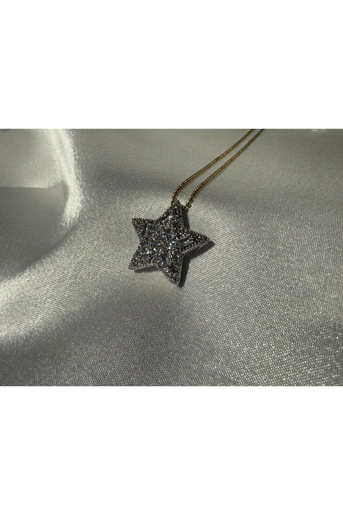Yıldız Motifli Taş Detaylı Gold 40+5CM Ayarlanabilir Kararmaz Çelik Kolye