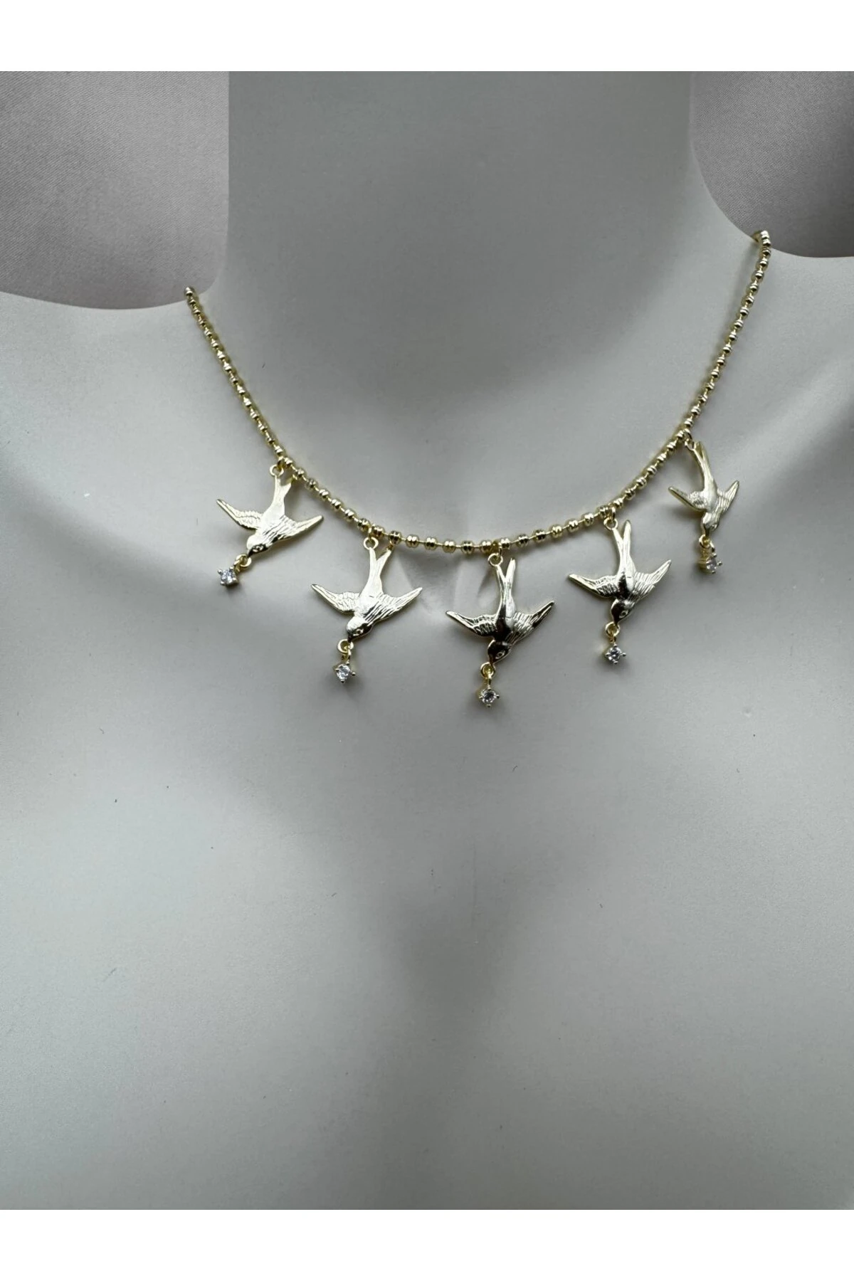 Kuş Figürlü Zirkon Taş Detaylı Gold Renk 40+5CM Ayarlanabilir Kararmaz Kolye