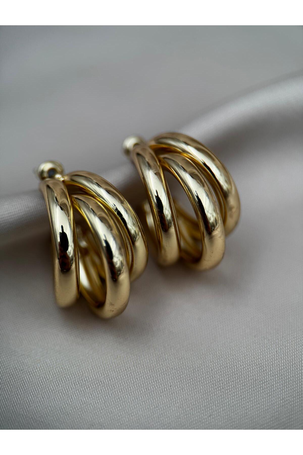 Üç Halkalı Bombeli Gold Renk Küpe