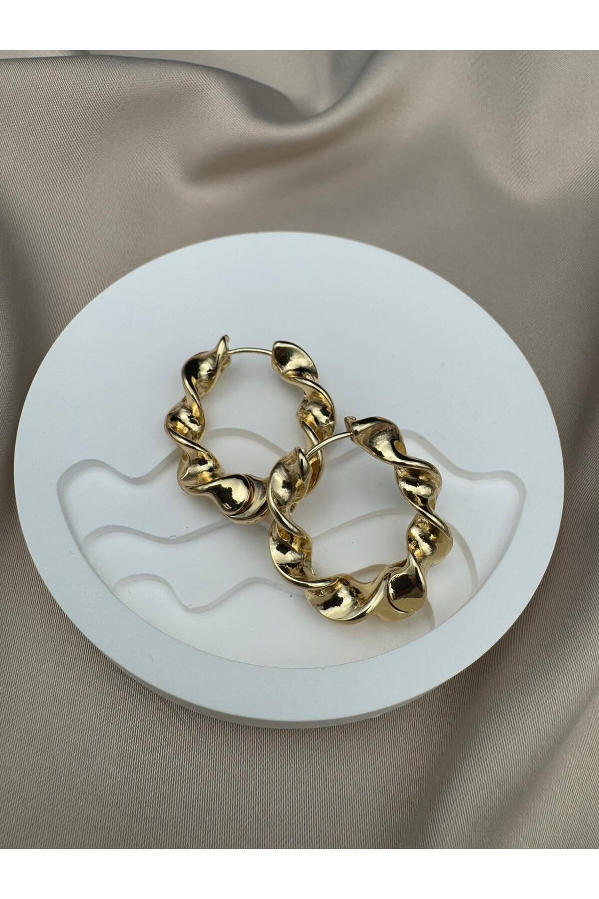 Çelik Kararmaz Gold Burgu Halka Kadın Küpe