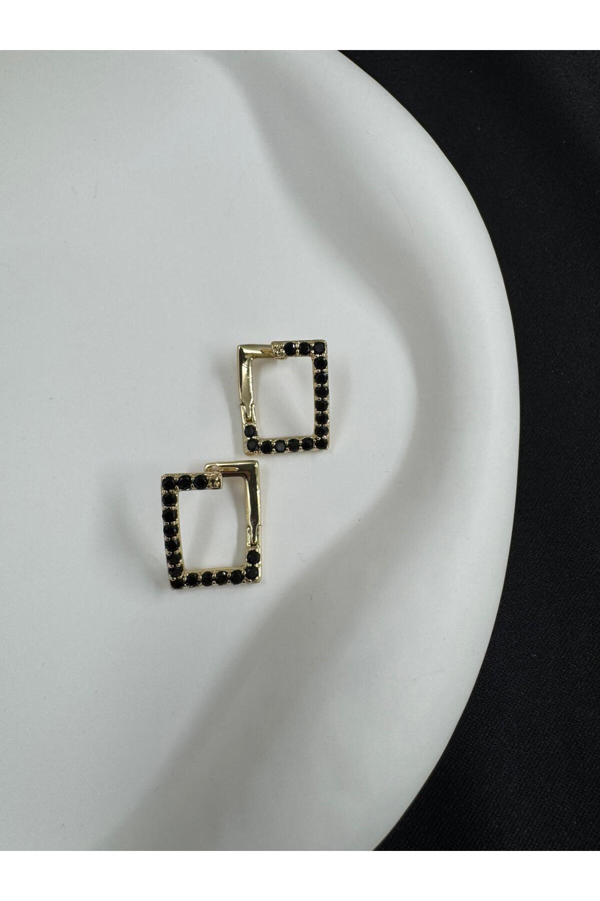 Siyah Taşlı Kare Gold VIP Küpe