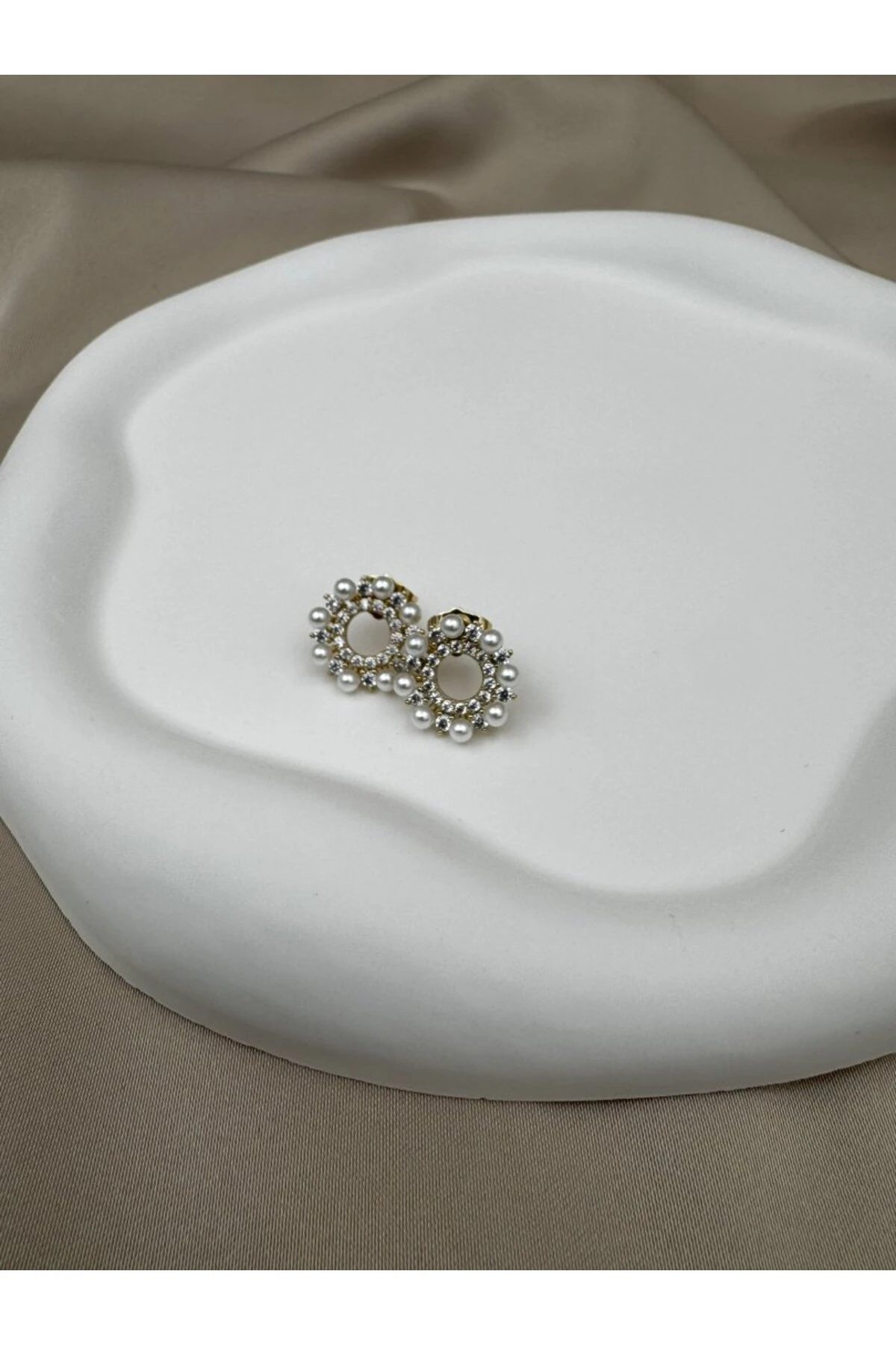 Gold Plated Tarnish-Resistant Steel Pearl and Stone Detailed Women's Earrings