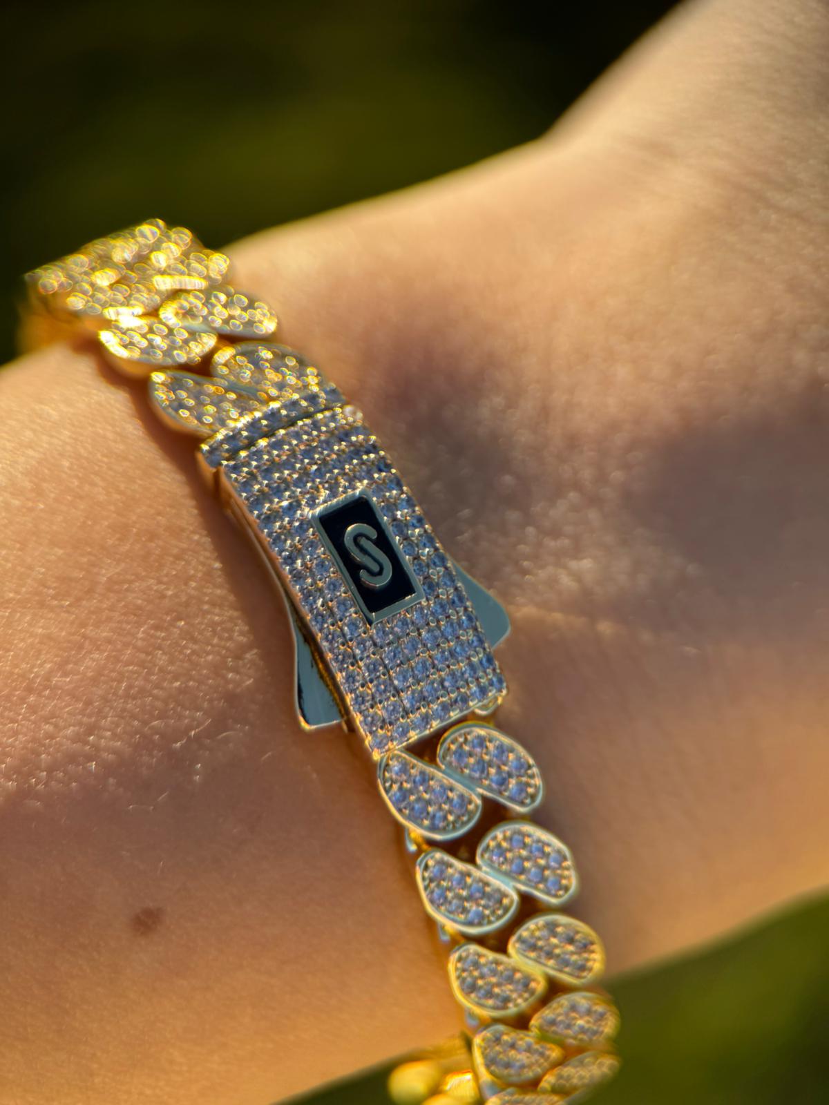 Gold Renk S Detaylı Zirkon Taşlı VIP Kelepçe Gurmet Bileklik - gold 5