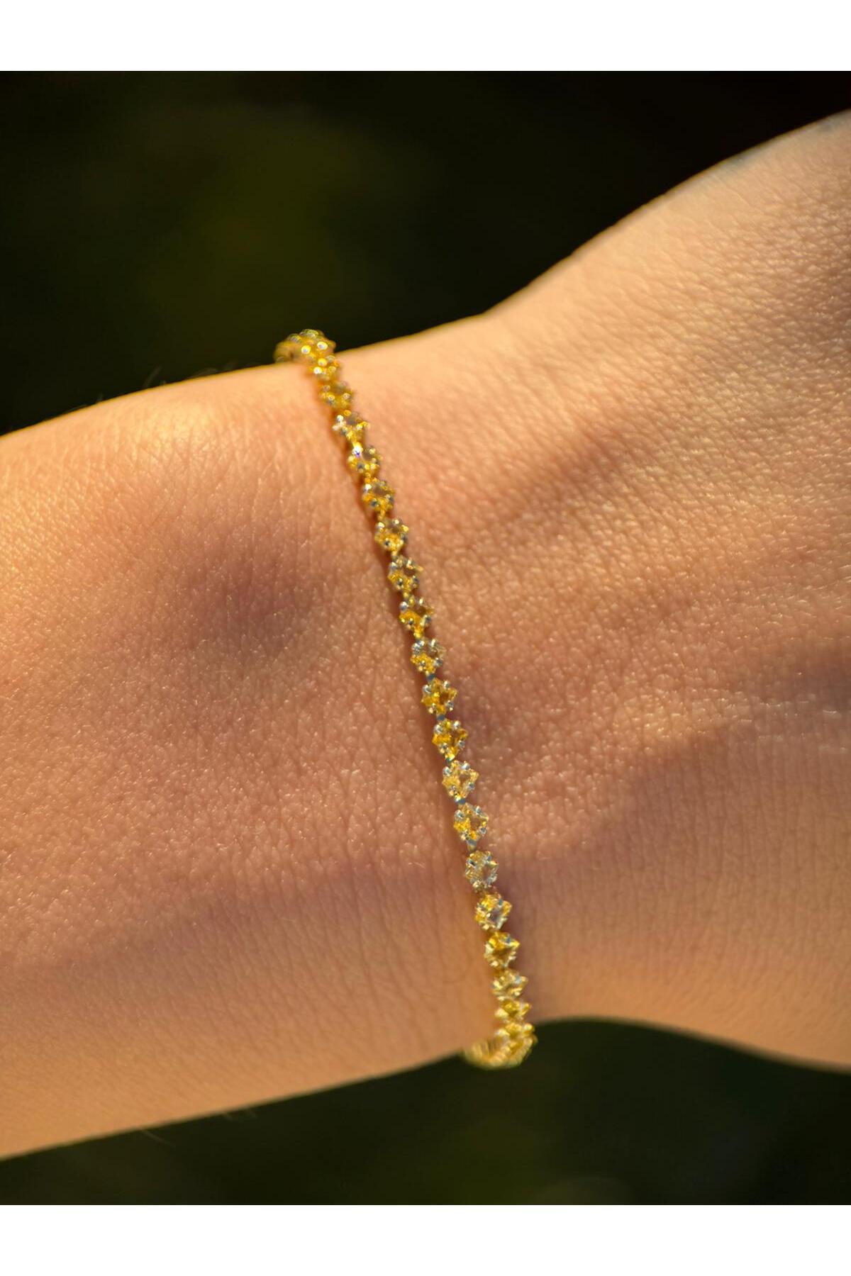 Sarı Taşlı Zarif Gold Renk Ayarlanabilir 17+2CM Çelik Bileklik