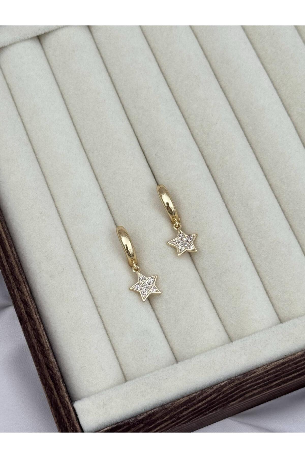 Gold Renk Mini Halka Yıldız Sallantılı Zirkon Taşlı VIP Küpe