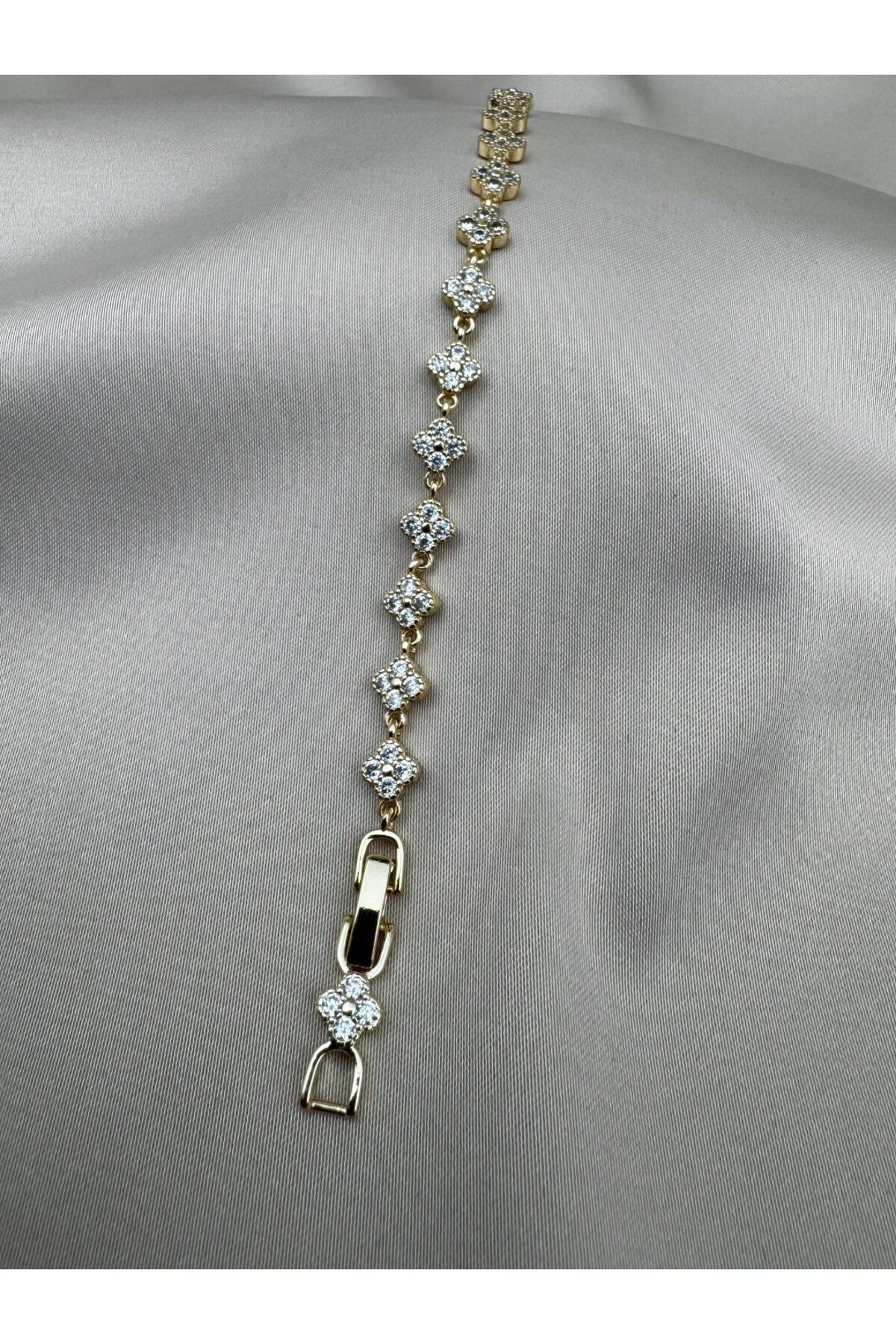 Çiçek Motifli Zirkon Taşlı 17+2CM Ayarlanabilir Gold Bileklik