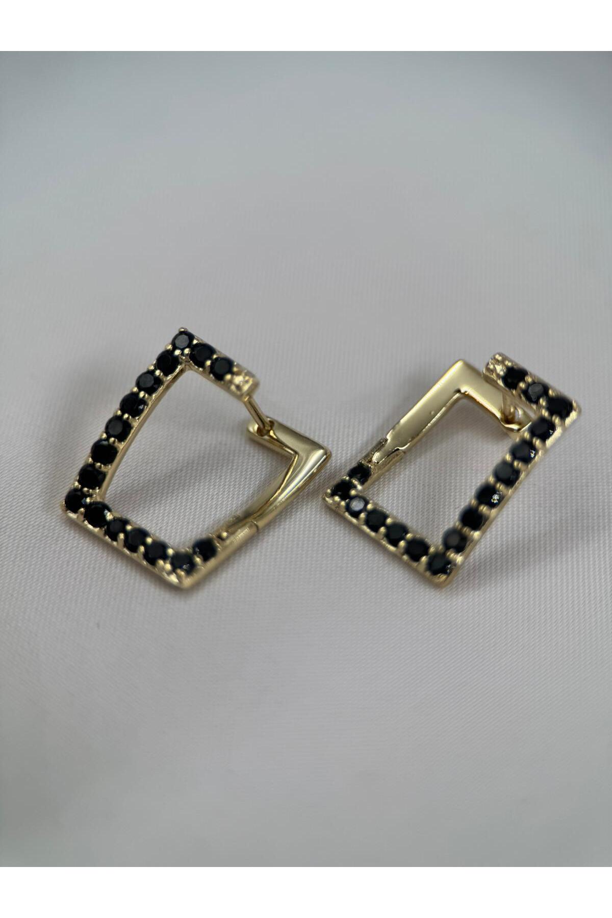 Siyah Taşlı Kare Gold VIP Küpe