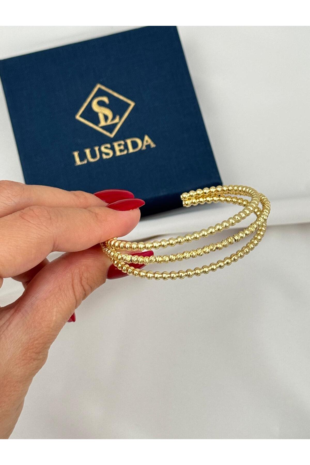 VIP Üç Sıra Dorika Top Detaylı Ayarlanabilir Kelepçe Bileklik