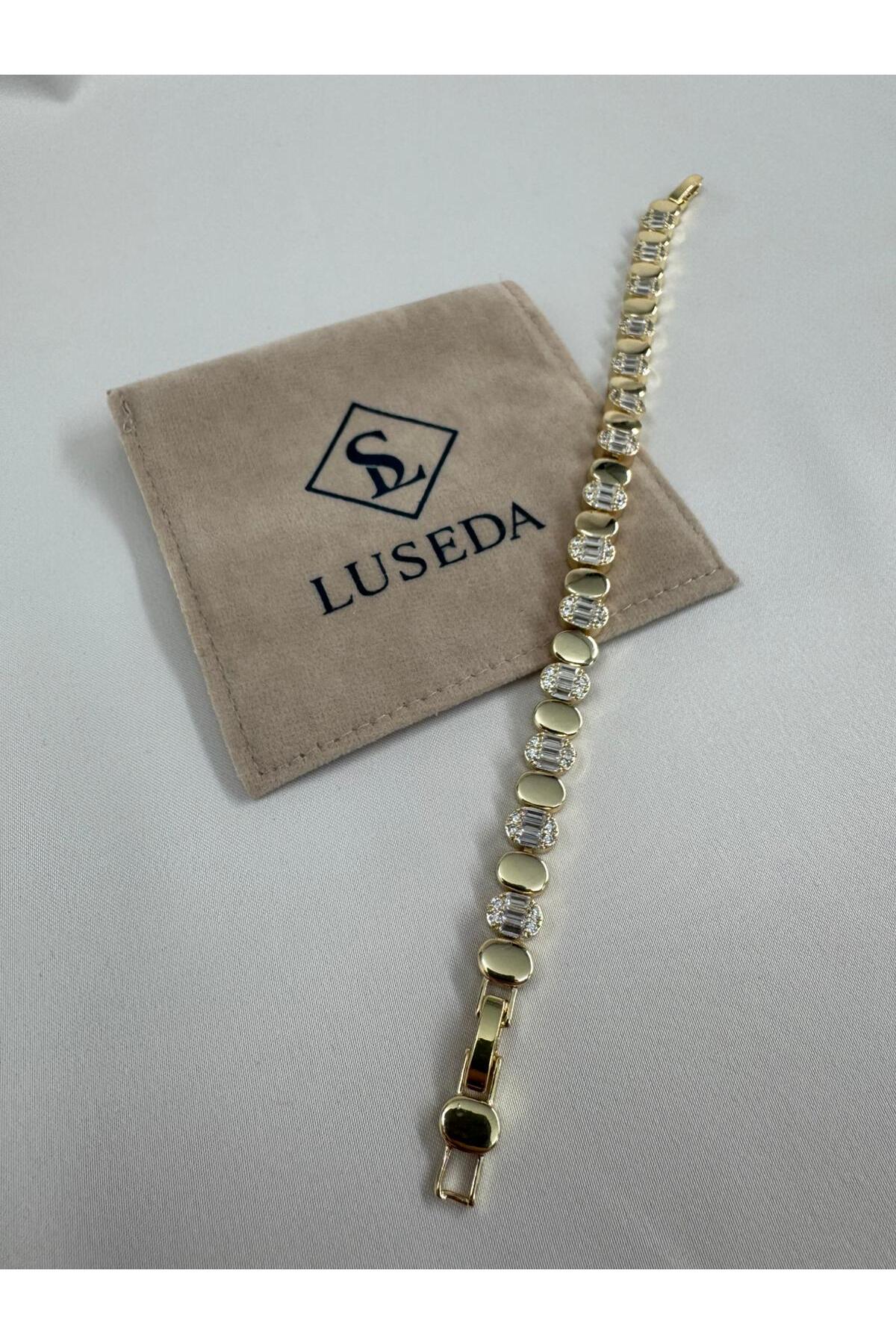 Baget Taşlı 17+2CM Ayarlanabilir Gold VIP Link Bileklik