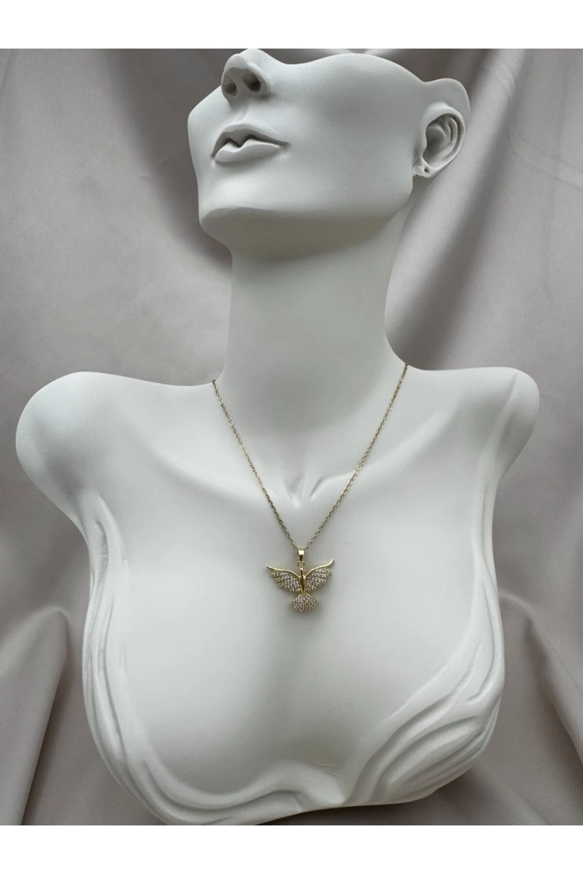 Anka Kuşu Figürlü Taşlı Gold Renk 40+5CM Ayarlanabilir Kolye