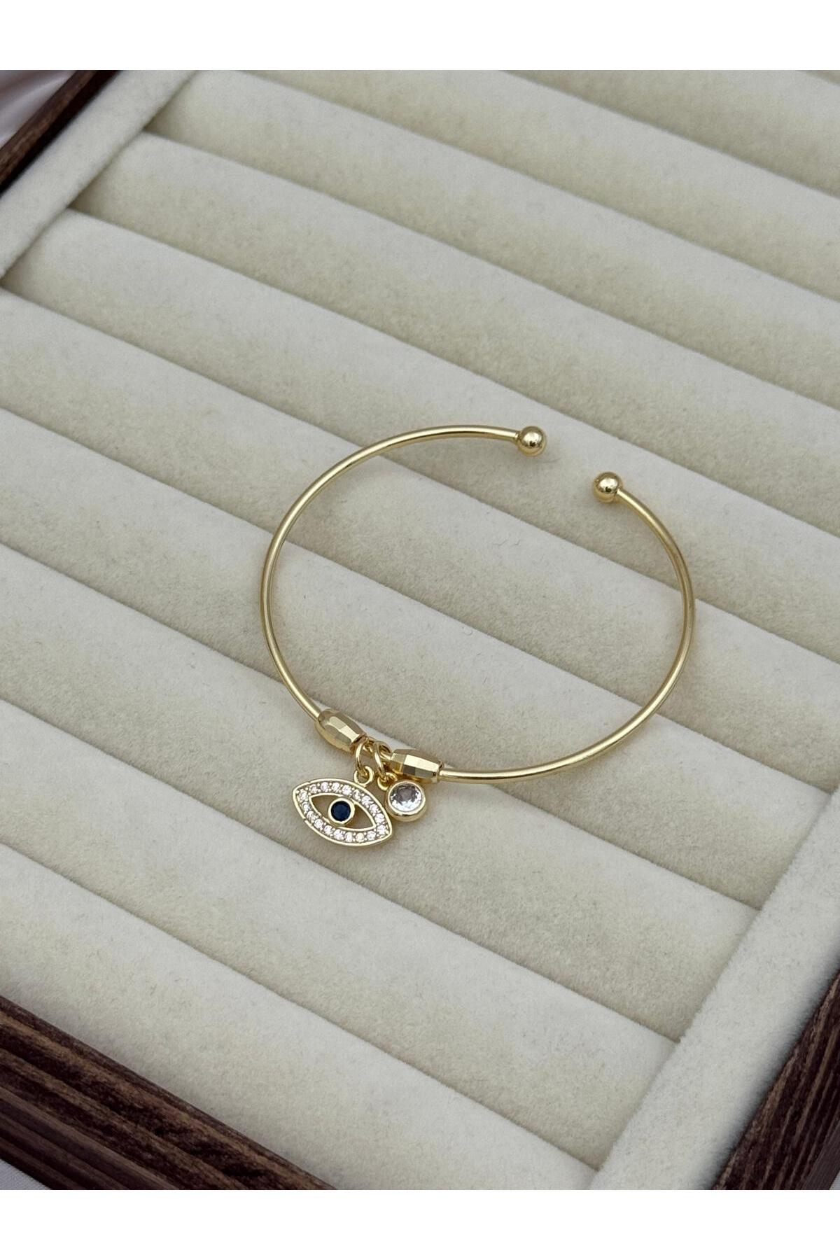 İnce Form Açık Kelepçe Nazar Göz ve Tek Taş Charmlı Ayarlanabilir Bileklik