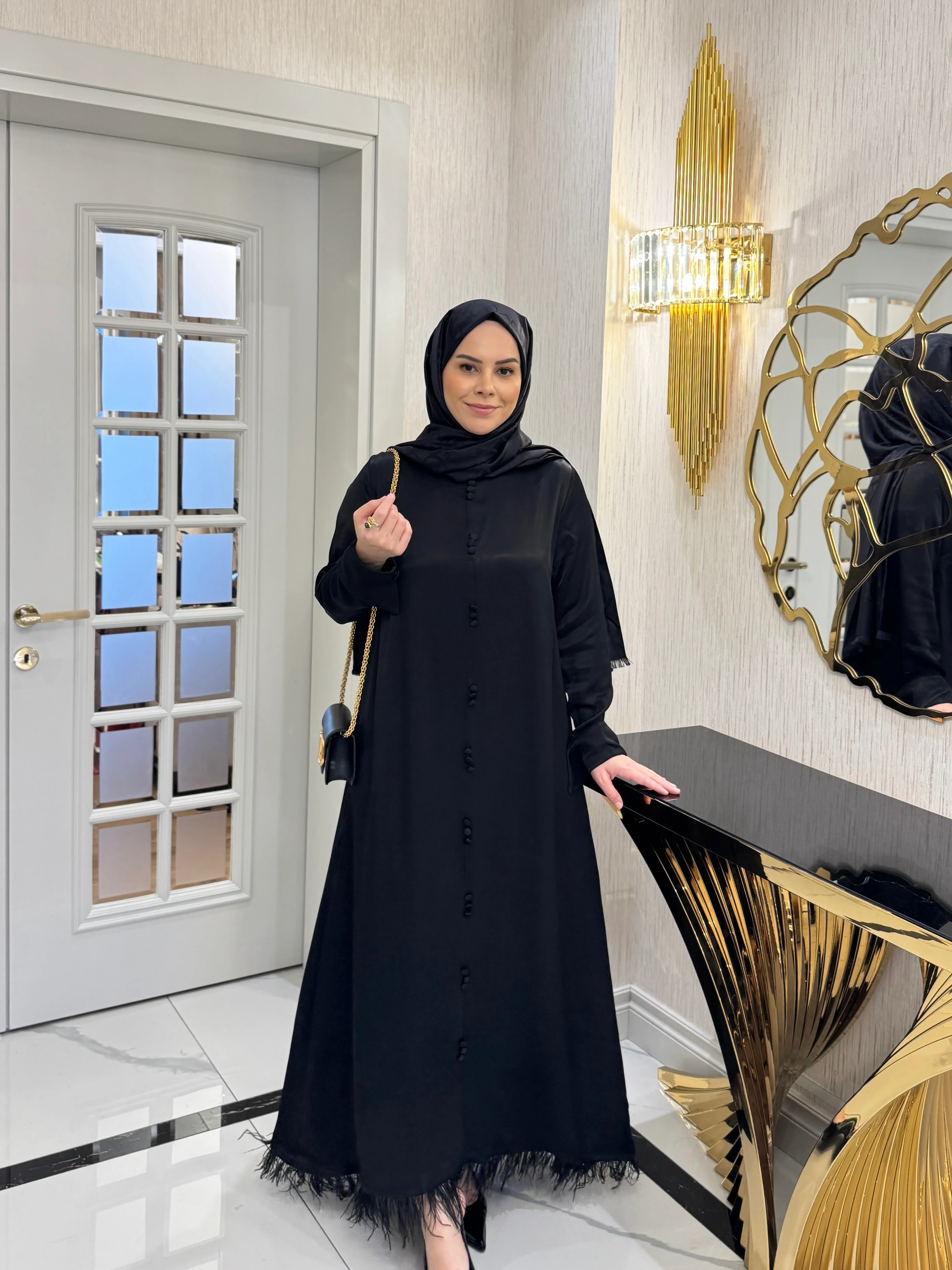 TÜY DETAYLI ELBİSE