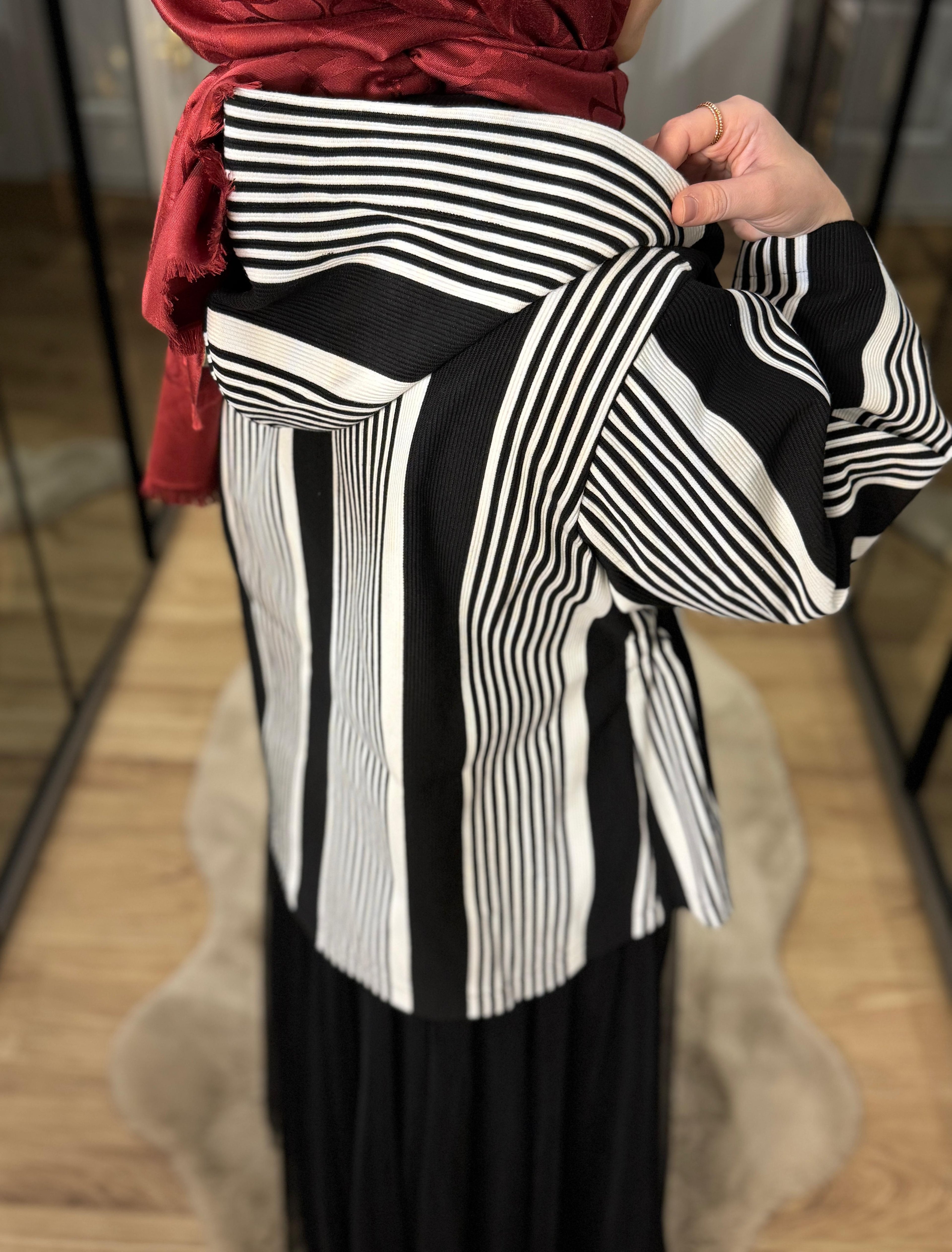 SOFİA PARKA SİYAH-BEYAZ