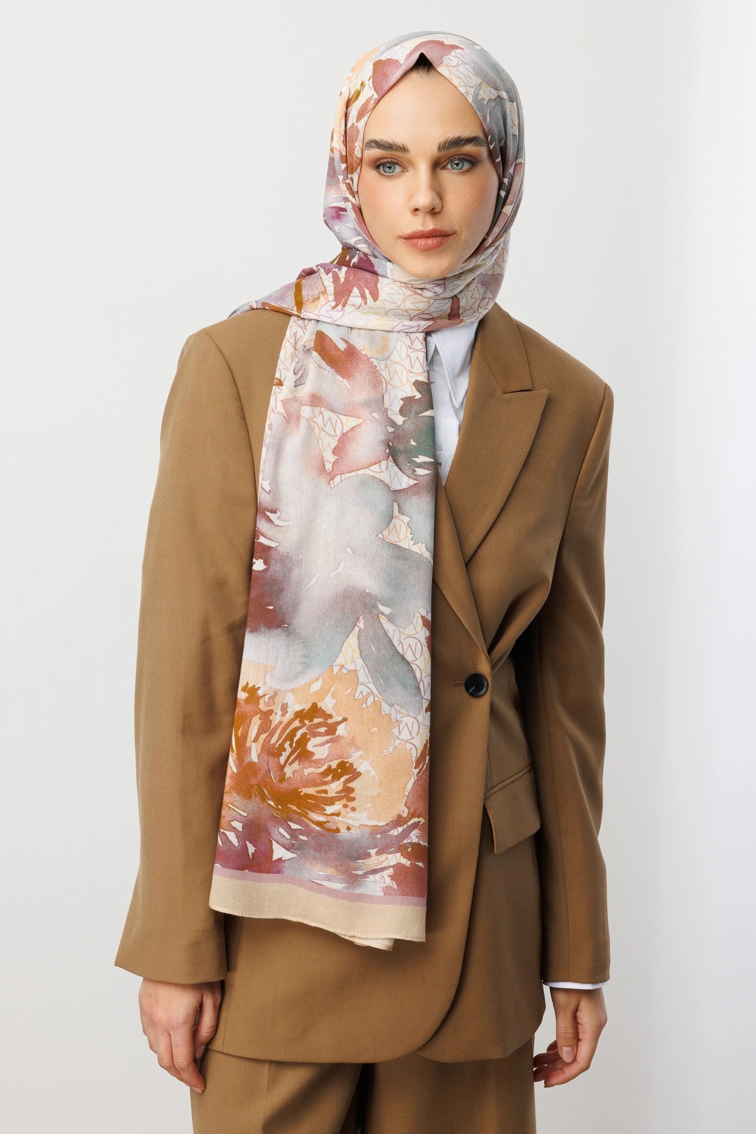 شال رامي بنمط MC - الفانيليا