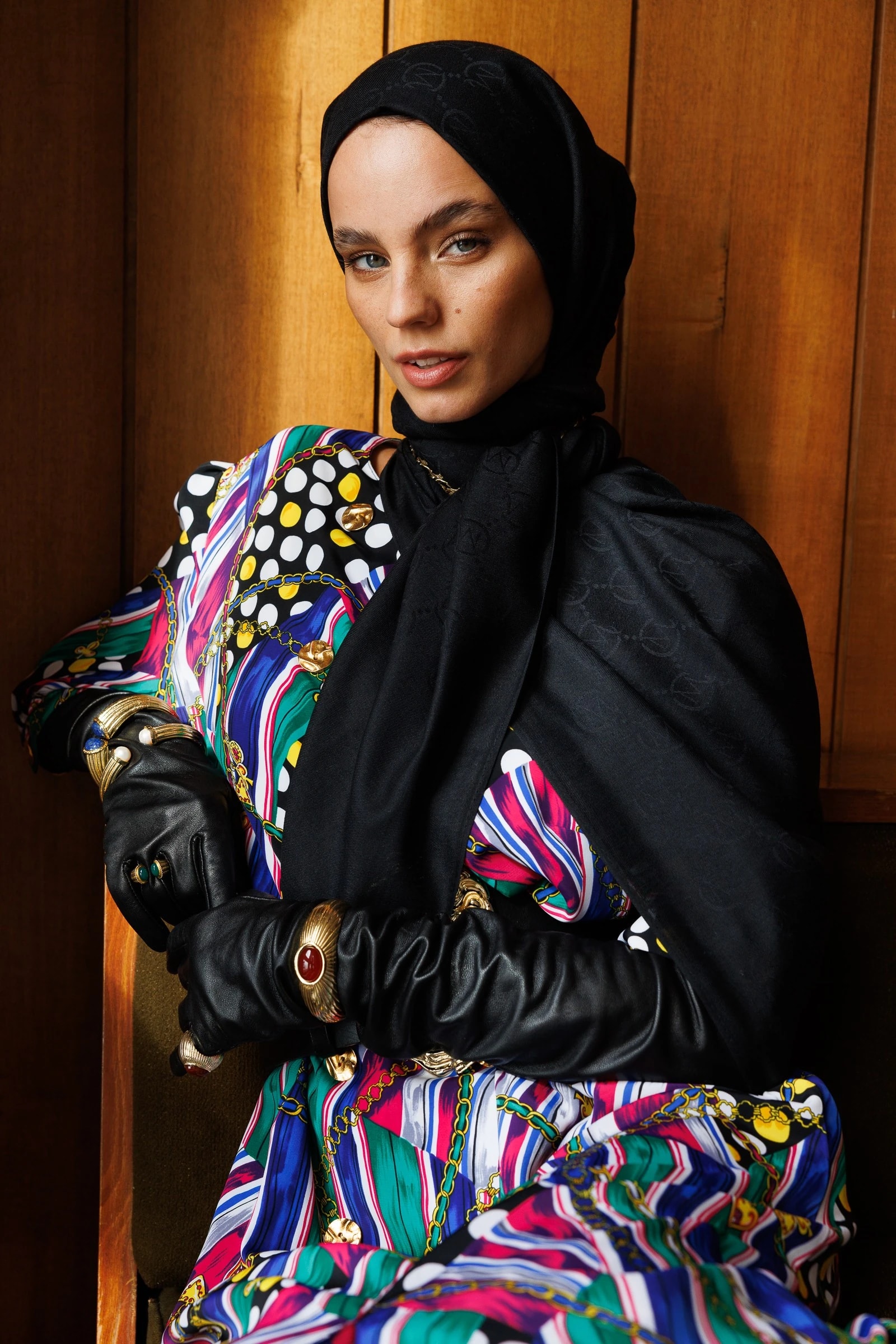 شال من الصوف والحرير - أسود