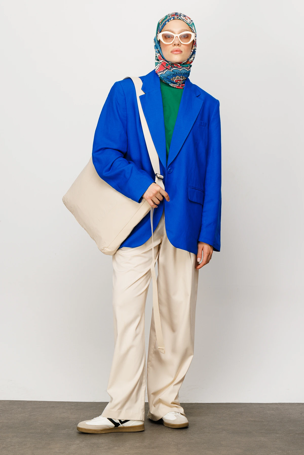 وشاح مطوي بنقشة 40 رقعة - نيلي