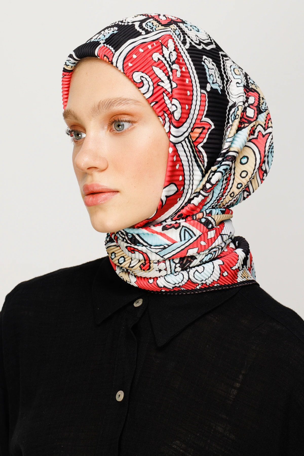 وشاح مطوي بنقشة 40 رقعة - أسود