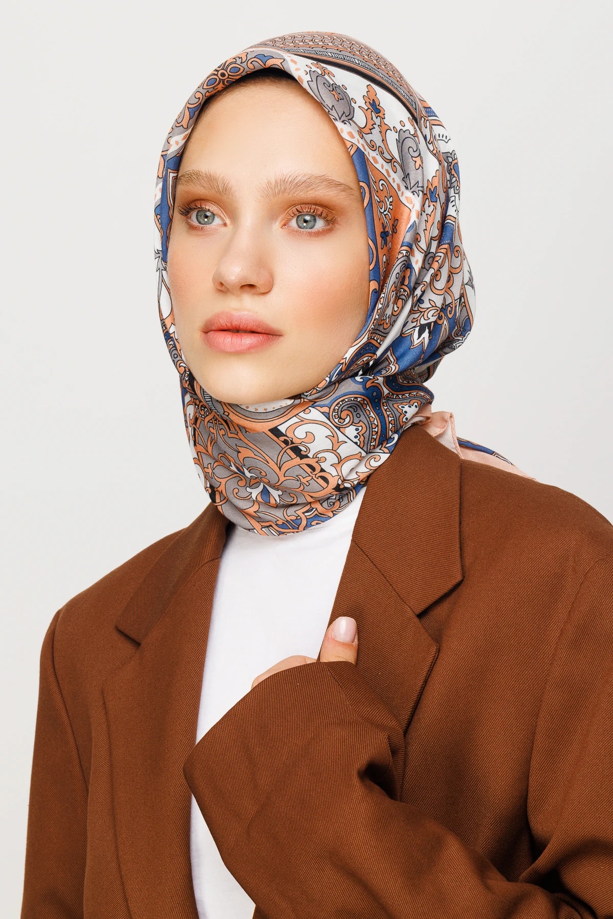 وشاح ناعم رقمي بنقشة 40 رقعة - سمك السلمون