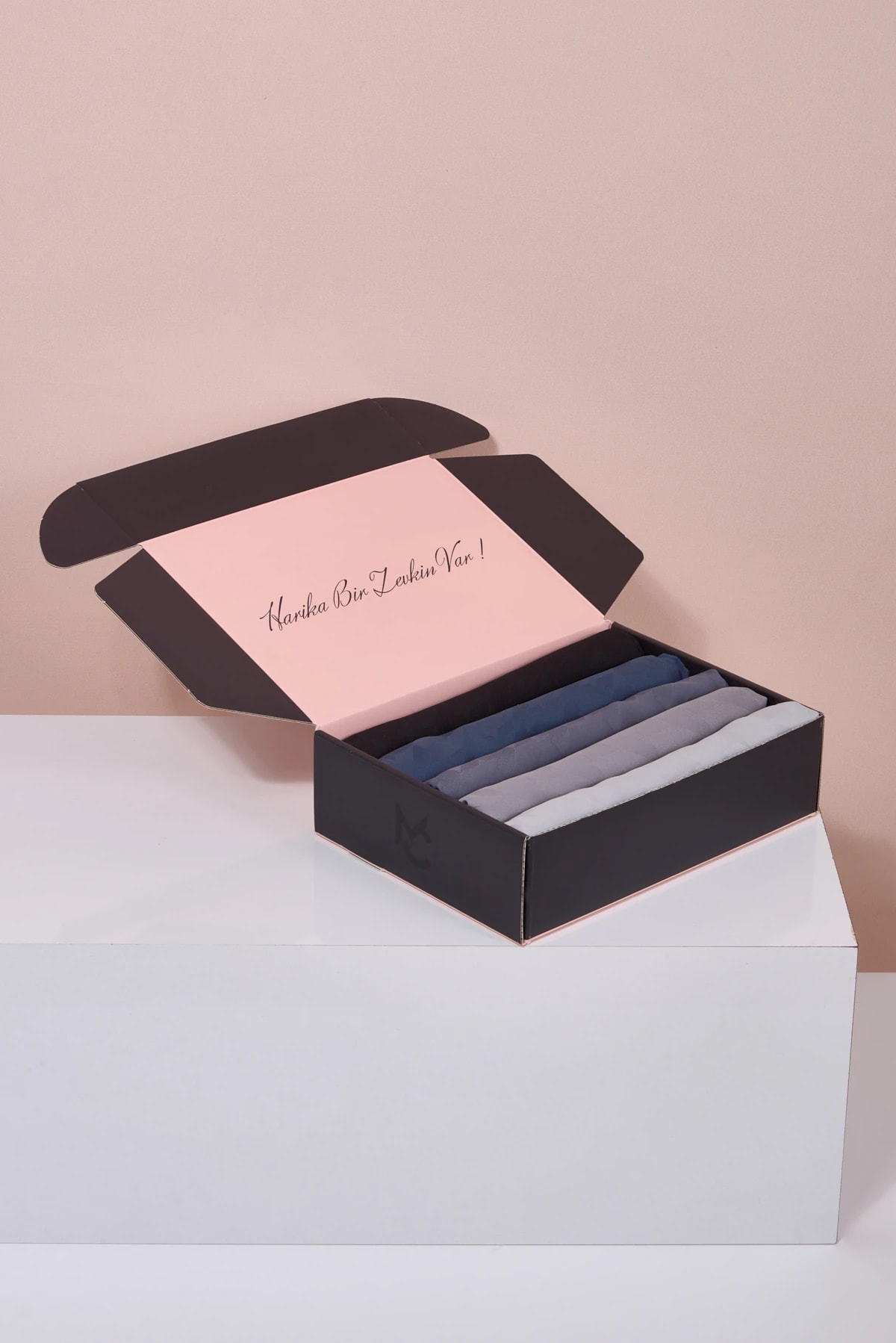 İpeksi Jakar Şal - Kazayağı Desen Color Box