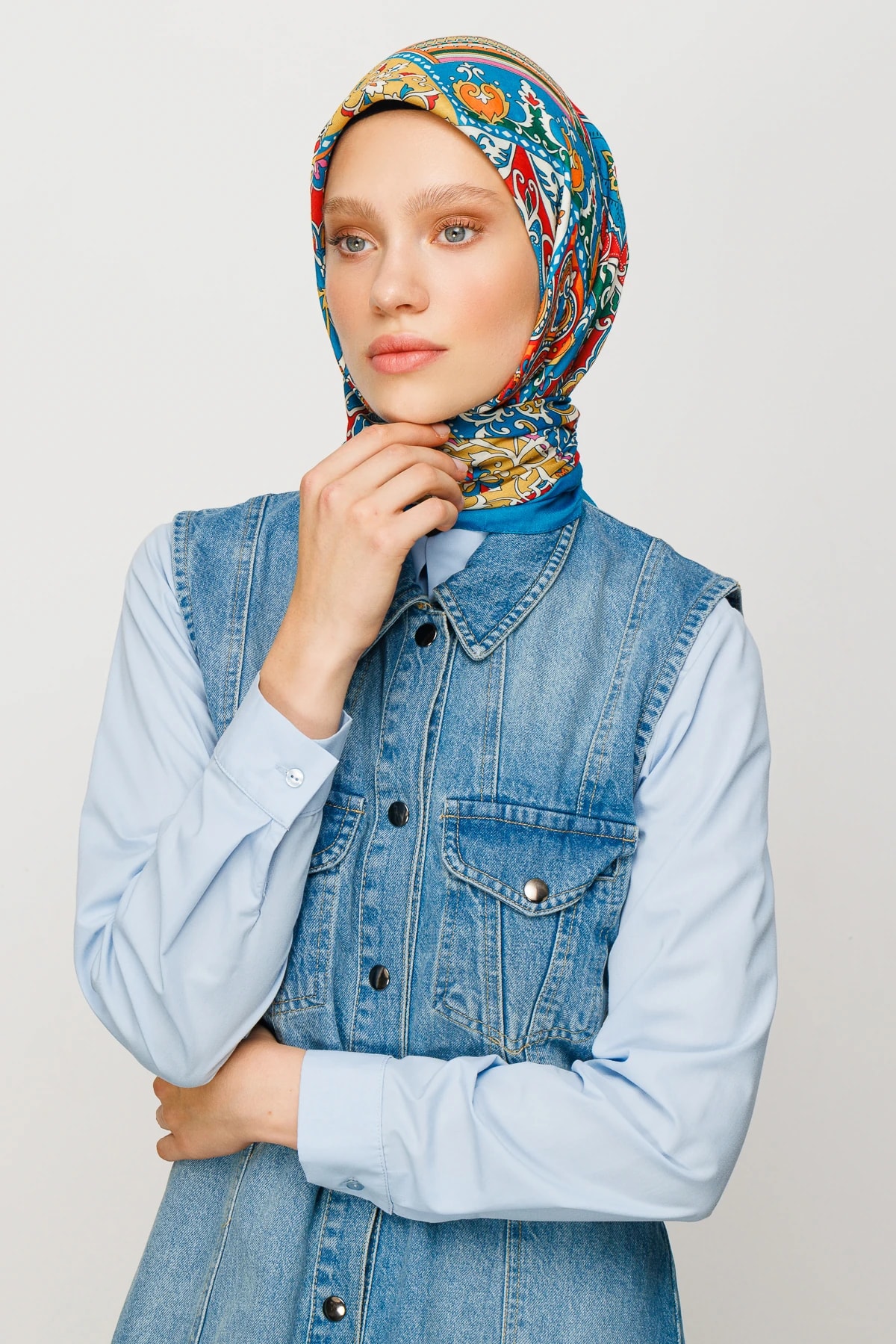 وشاح ناعم رقمي بنقشة 40 رقعة - أزرق