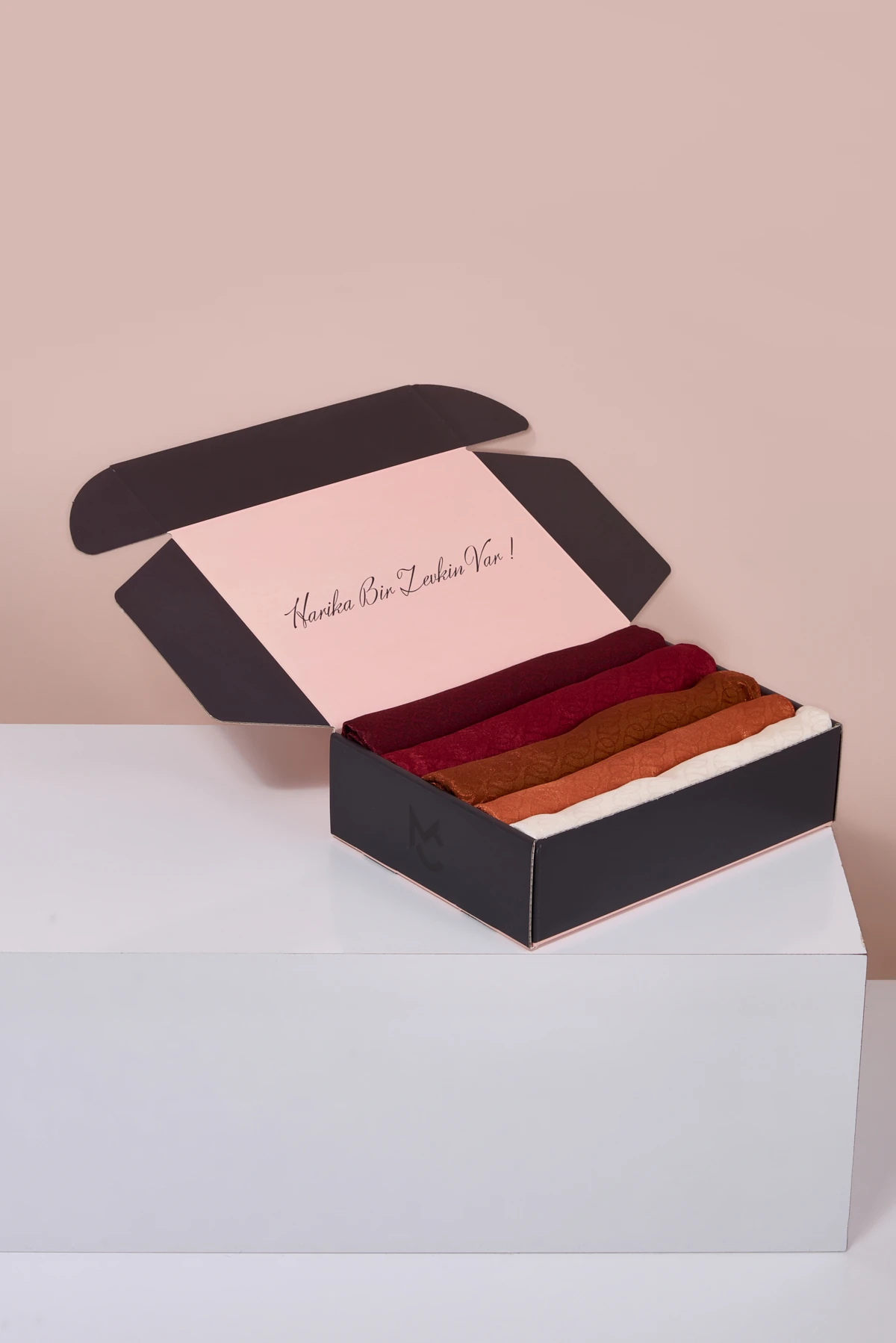 Parlak Jakar Şal - Forever Desen Color Box