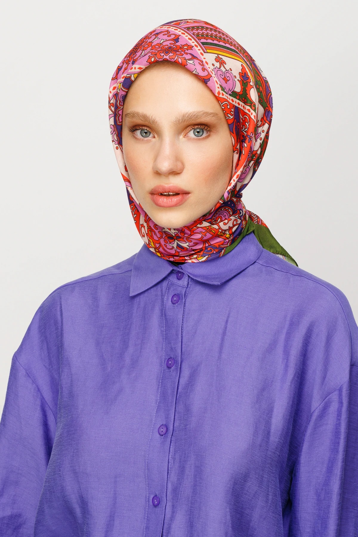 وشاح ناعم رقمي بنقشة 40 رقعة - أخضر عسكري